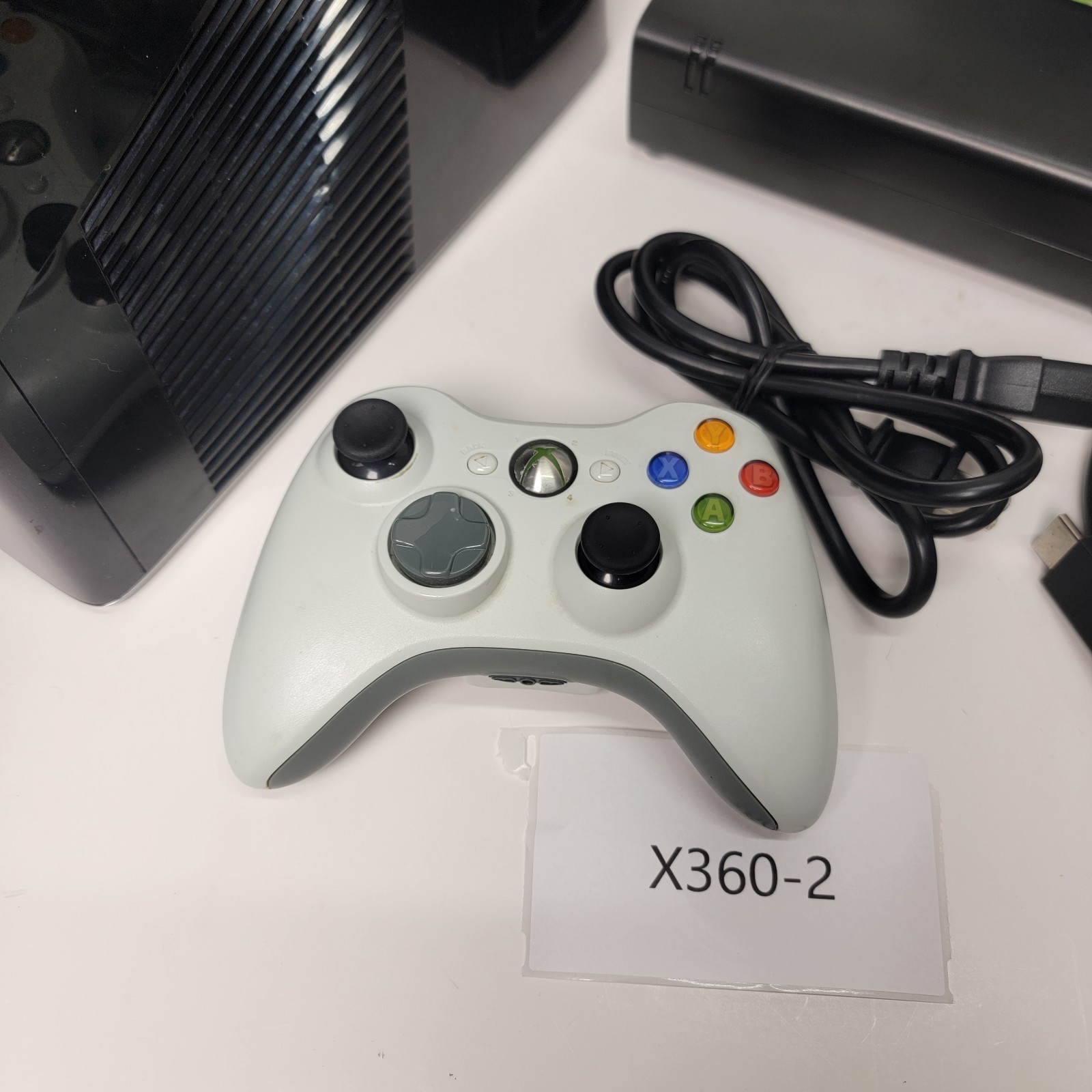 Xbox 360 Slim 250GB Console Bundle Controller 2 Games Tested and Working
