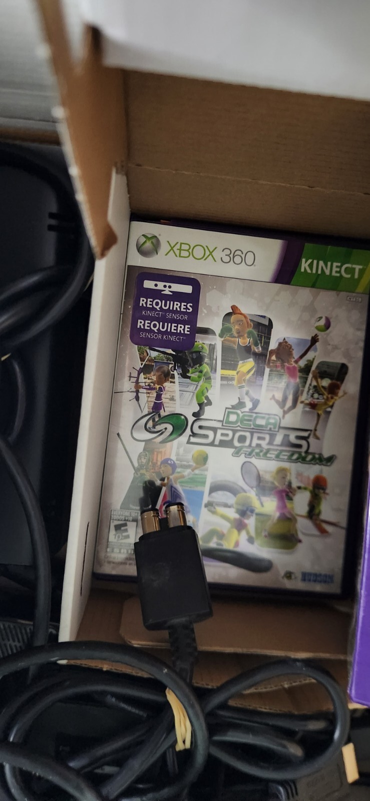 Microsoft Xbox 360 Gaming Console and Kinect – Black + games & Controlers