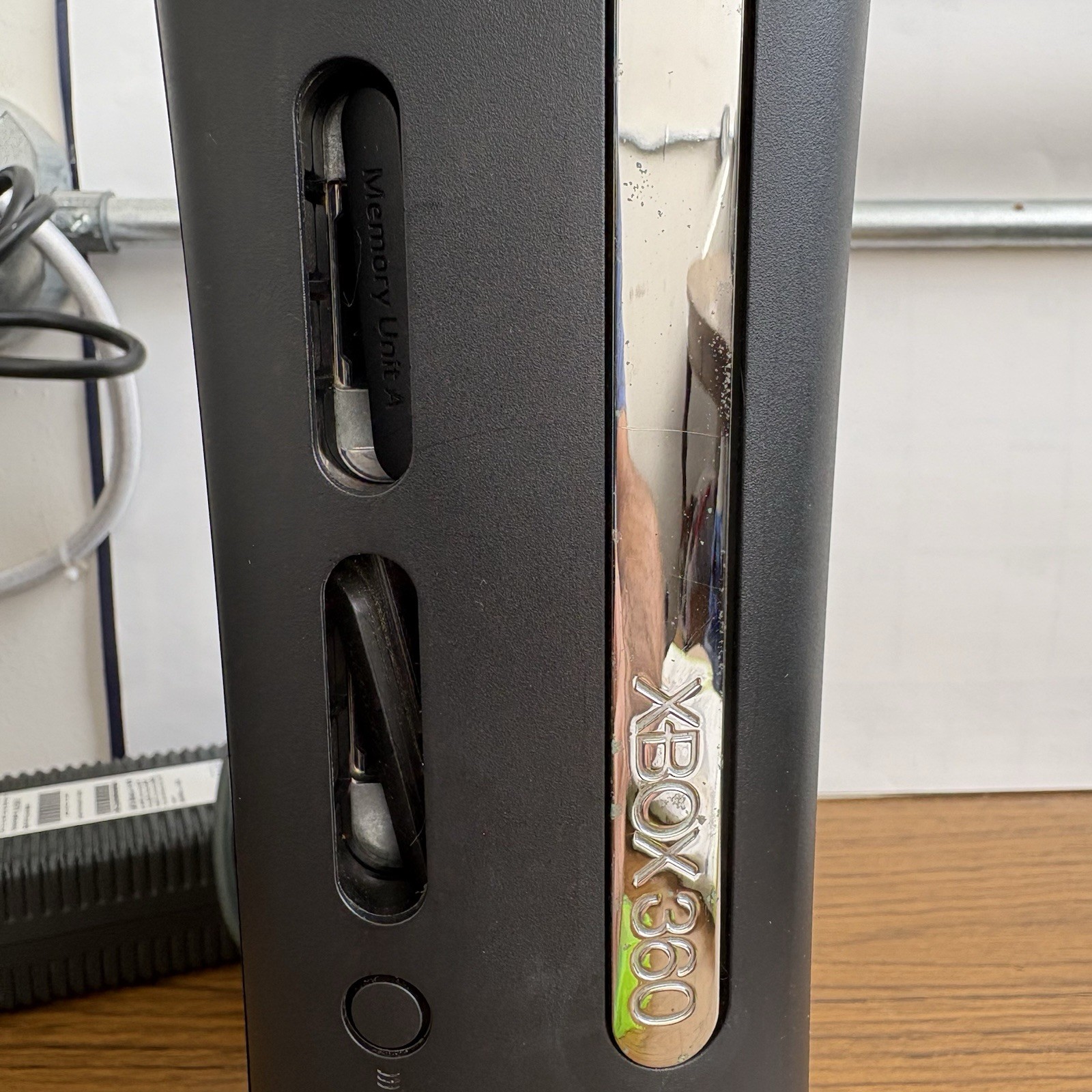 Microsoft Xbox 360 Elite 120GB Console Bundle Jasper + Controller + 3 Games