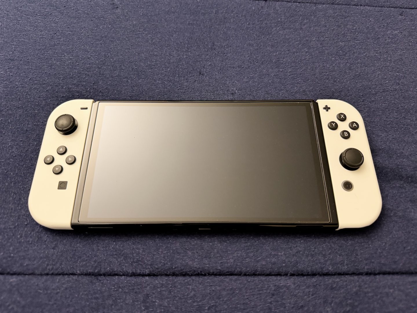 Nintendo Switch OLED – 64GB – White – 256GB microSD – Case – Box – Excellent