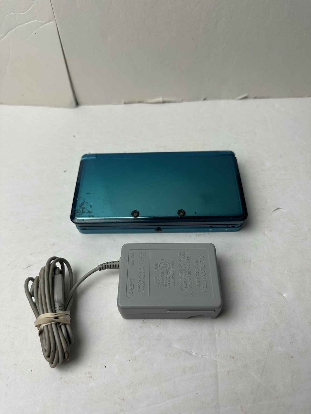 Nintendo 3DS Handheld Console – Aqua Blue (Teal) BUNDLE Cosmetic Wear Read
