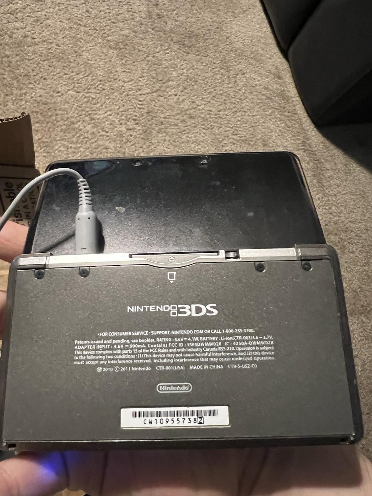 Nintendo 3DS CTR-S-USZ Black & Gray Console games SD card bundle works.