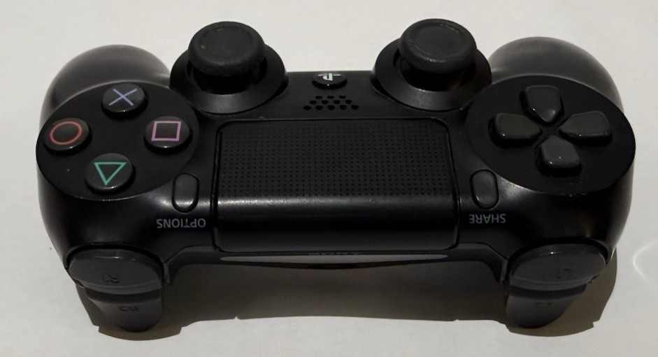 Sony PlayStation 4 PS4 Original Console CUH-1215A Black 500GB w/ Cords