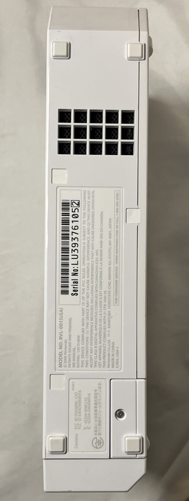 Nintendo Wii White Console (RVL-001) Bundle with 17 Games – Tested 2Controllers