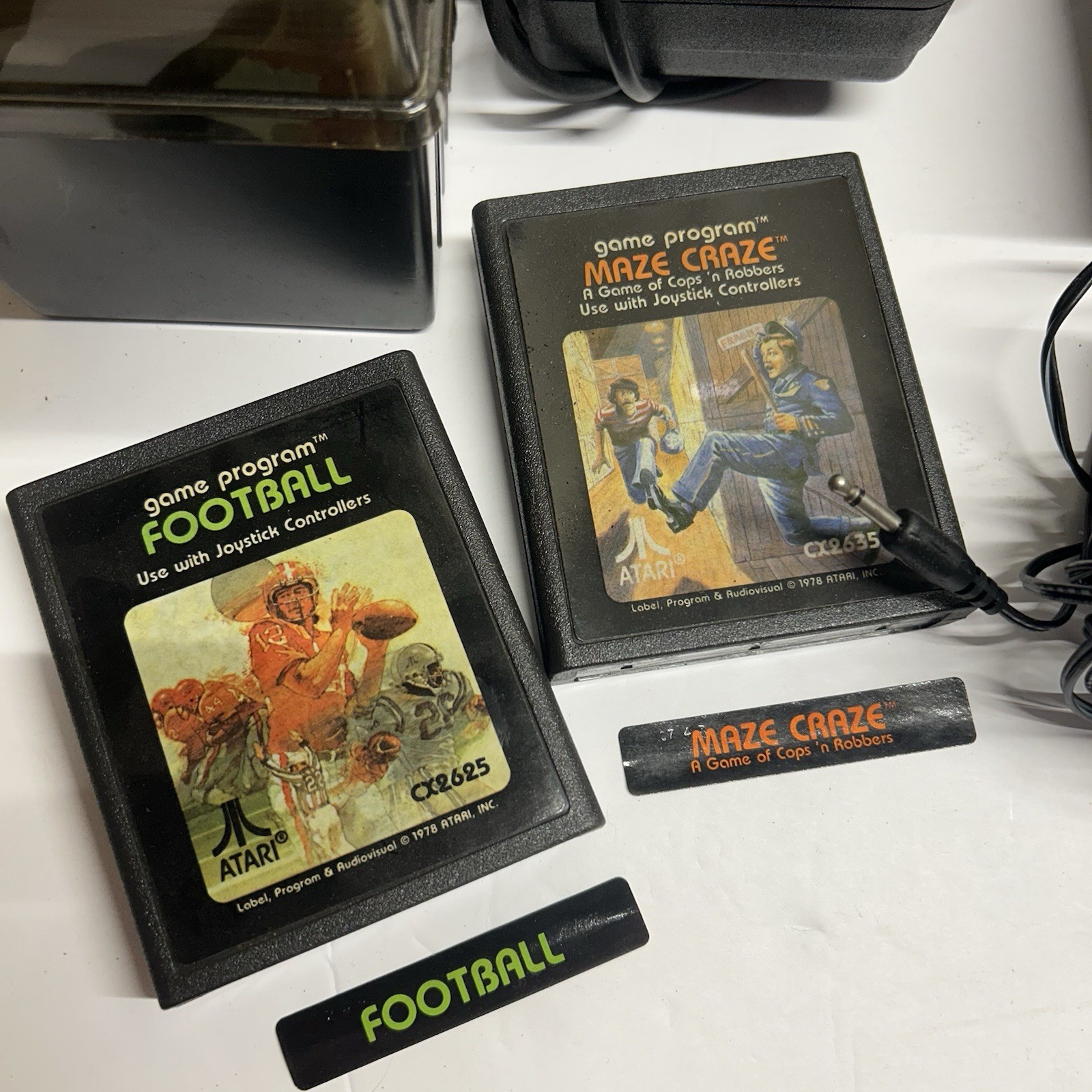 Vtg Atari 2600 Lot Console, 4 Controllers, 16 Games w/Instructions – Untested