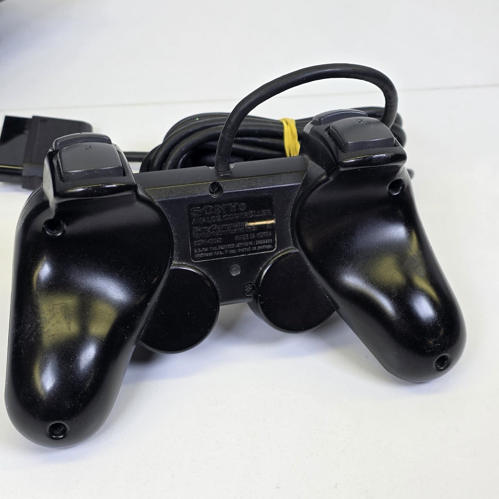 Sony PlayStation 2 PS2 Fat Console Bundle SCPH-39001, Controller, 2 Games