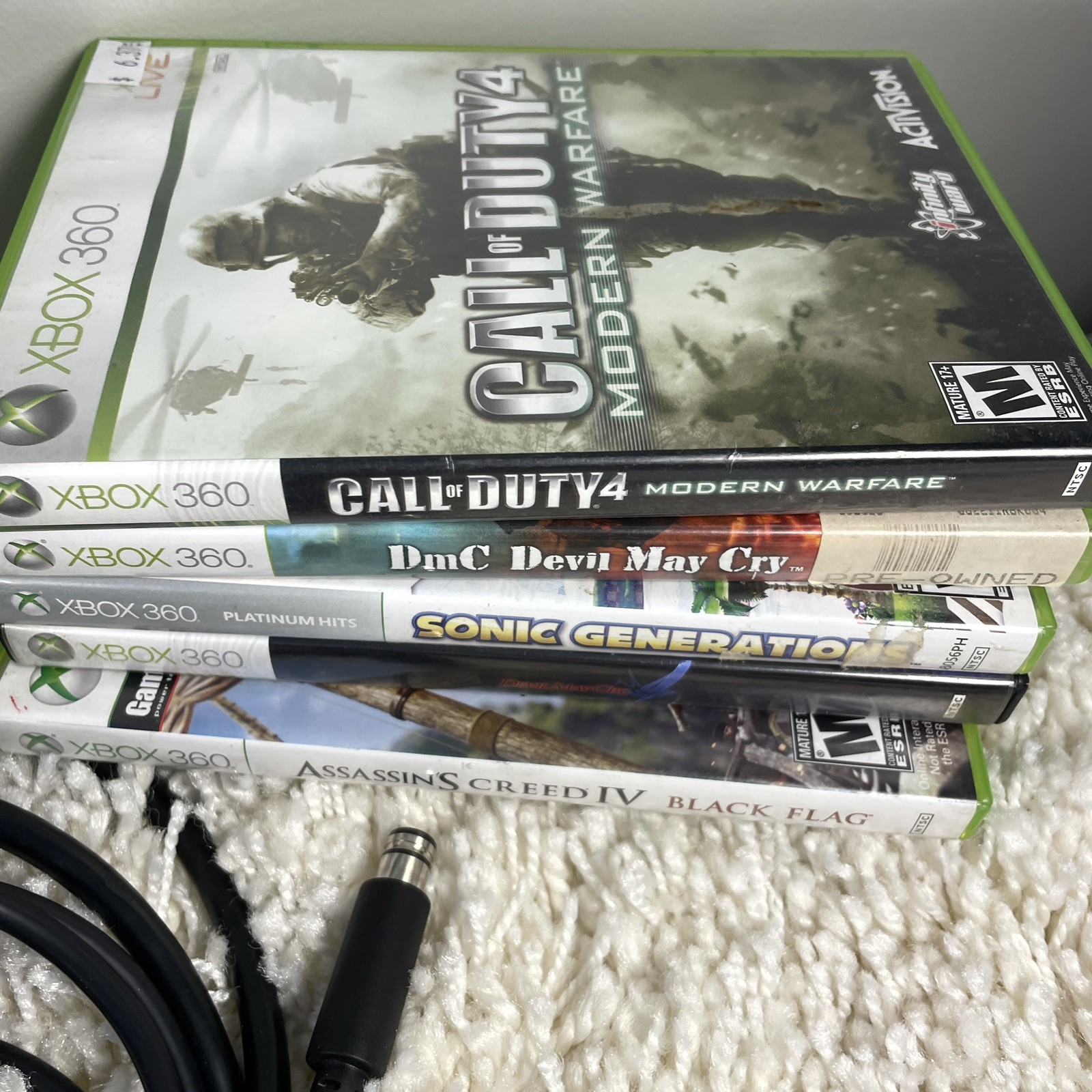 Microsoft Xbox 360 E 4GB Black Console 5 Games Complete in Box CIB Tested