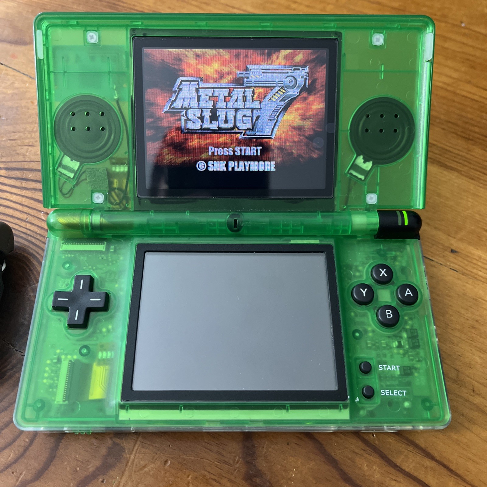 Nintendo DS Lite Bundle + 500 Mult-cartridge (US Version)