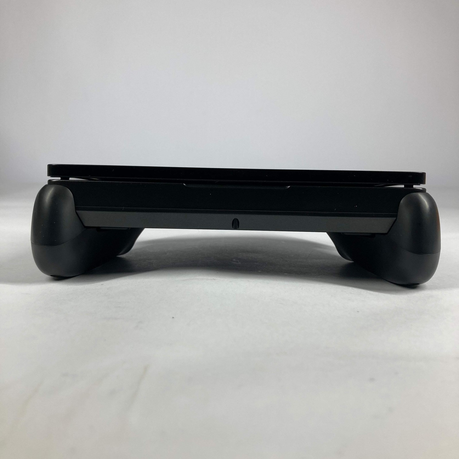GPD Win Mini (2024) 7″ AMD Ryzen 7 8840U 32GB RAM 2TB Black G1617-01