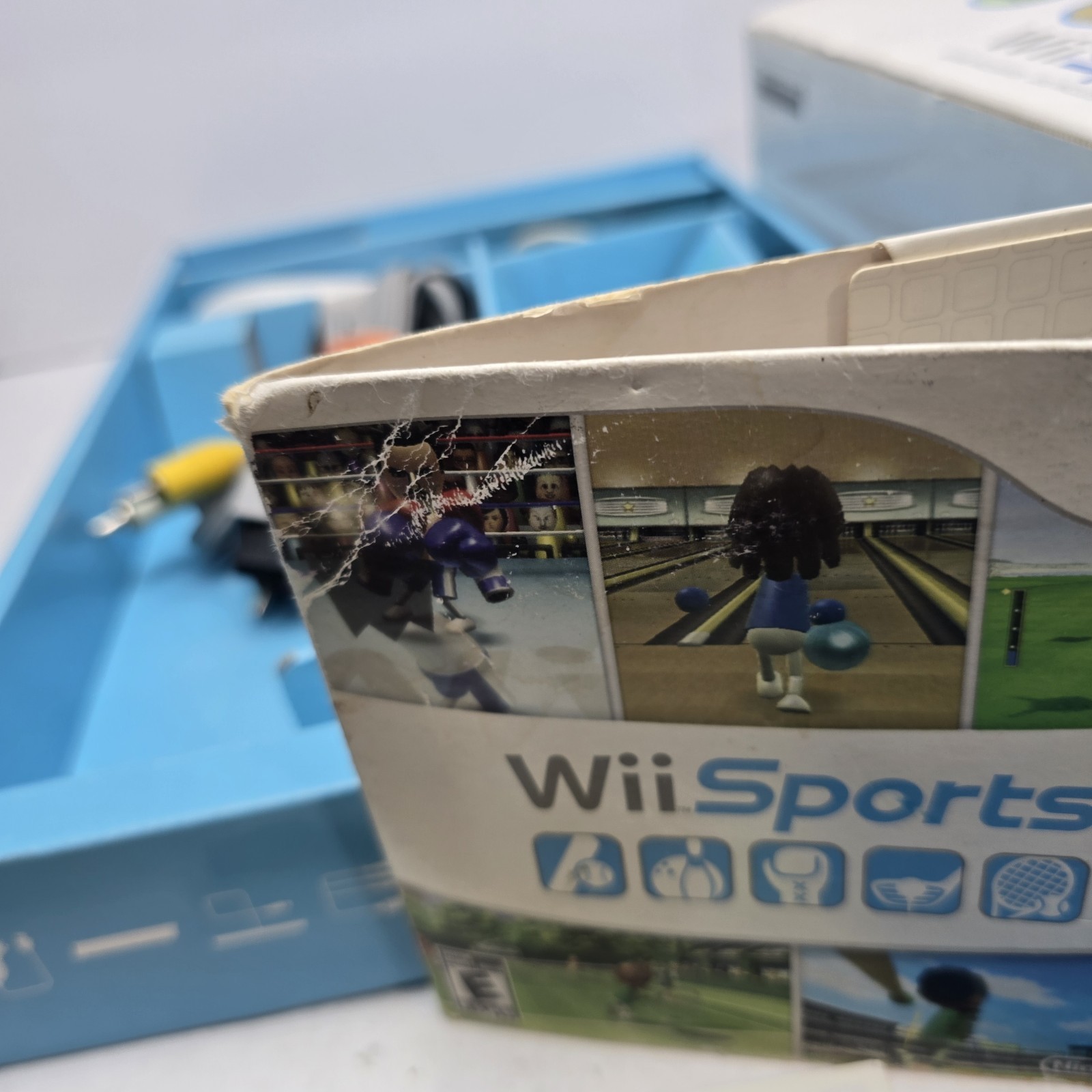 Nintendo Wii Console White RVL-001 Console System Bundle