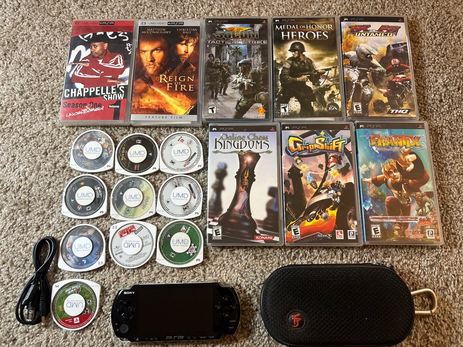Sony PSP-3001 Console Bundle w/ 18 UMD Games & Movies Case Charger Tested
