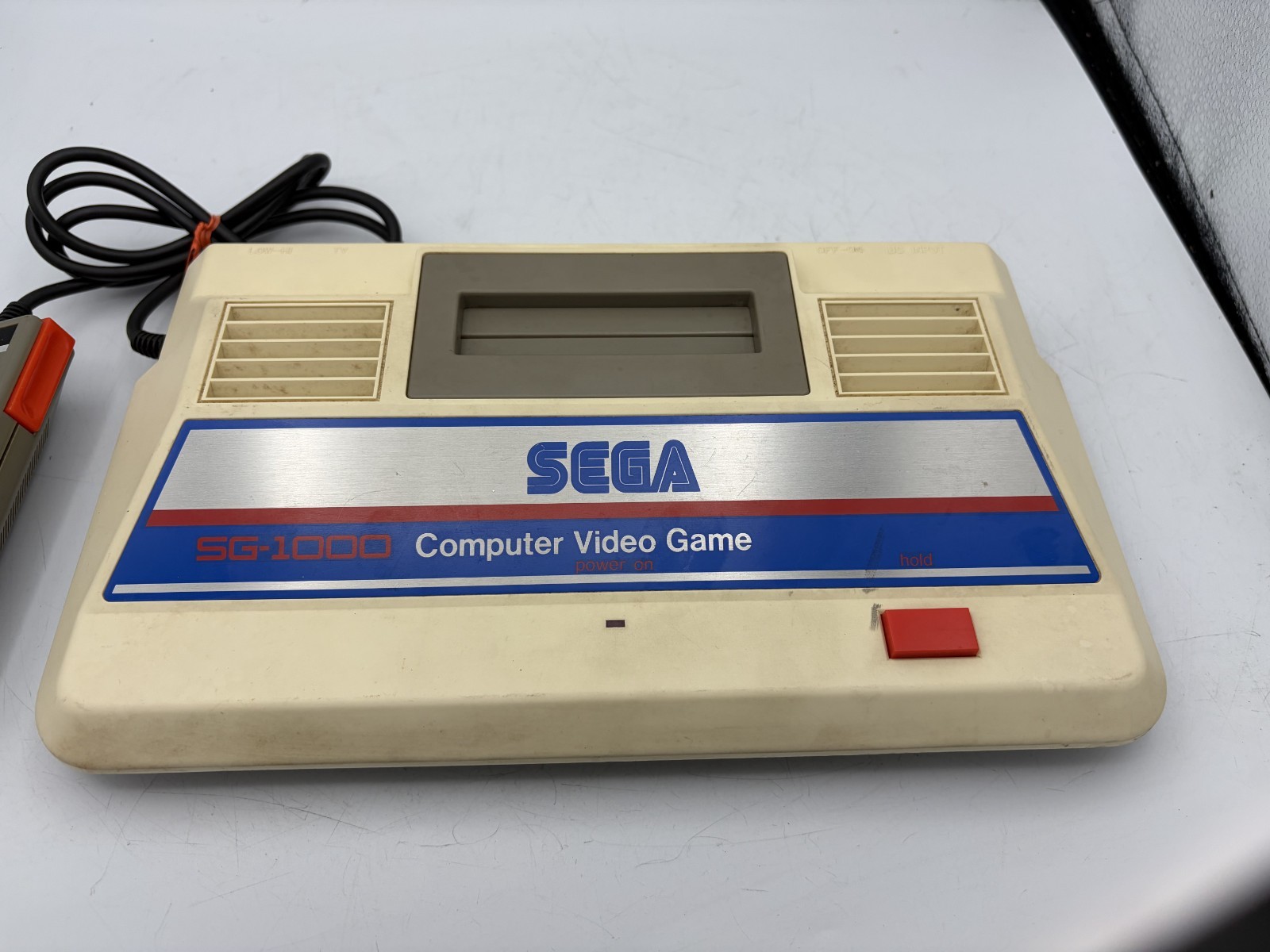 SEGA computer video game SG-1000 console with box with AC and RF adapter