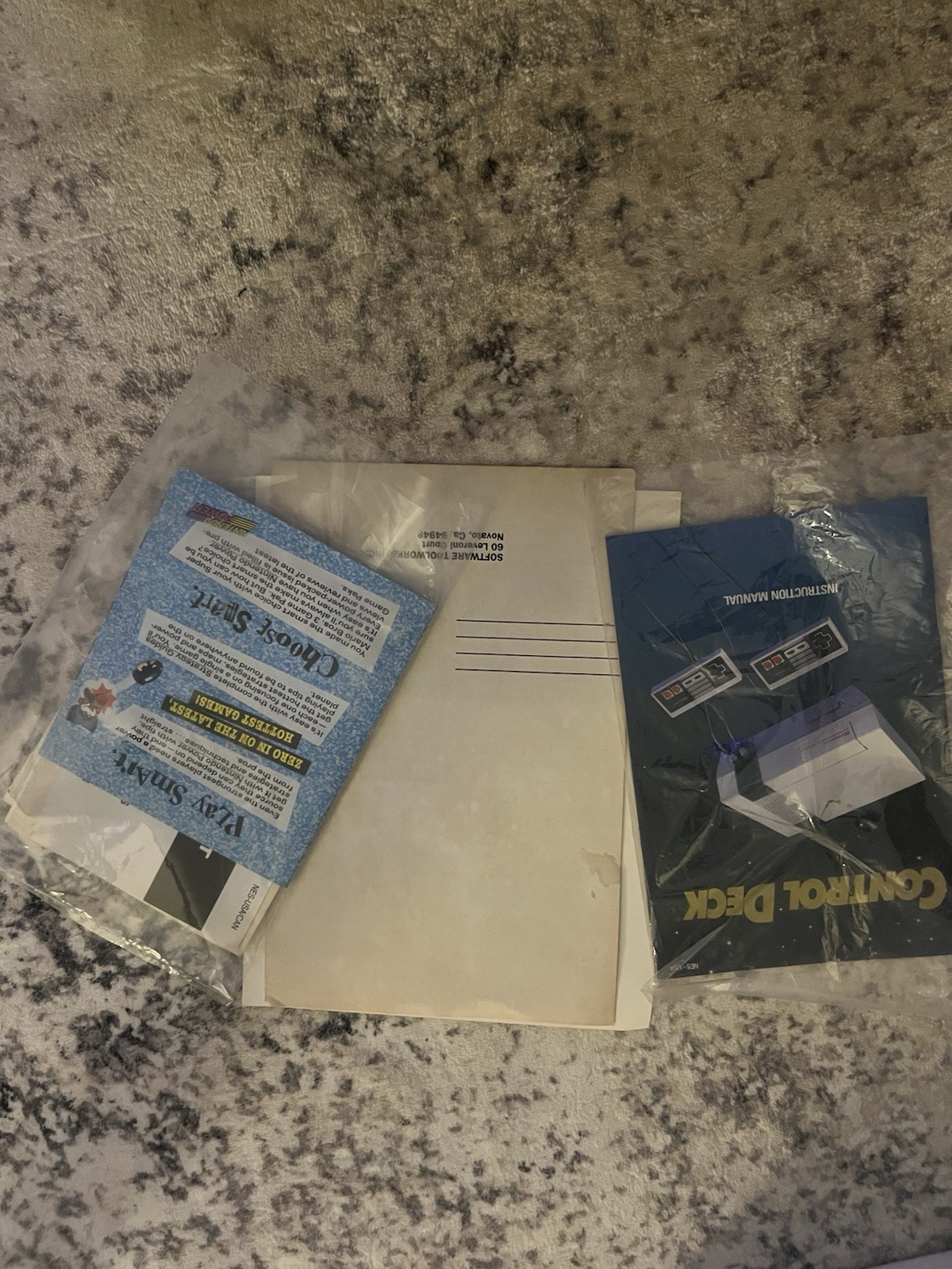 Nintendo NES Challenge Set Limited Edition Console Bundle Box 2 Controllers