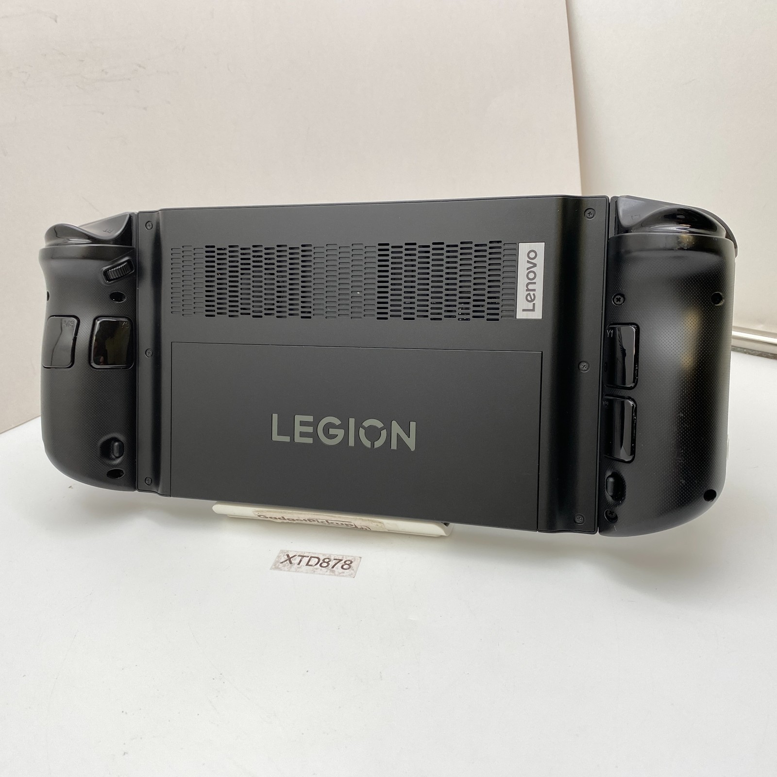 Lenovo Legion Go – 2TB – Black – Handheld Console System – Good Condition