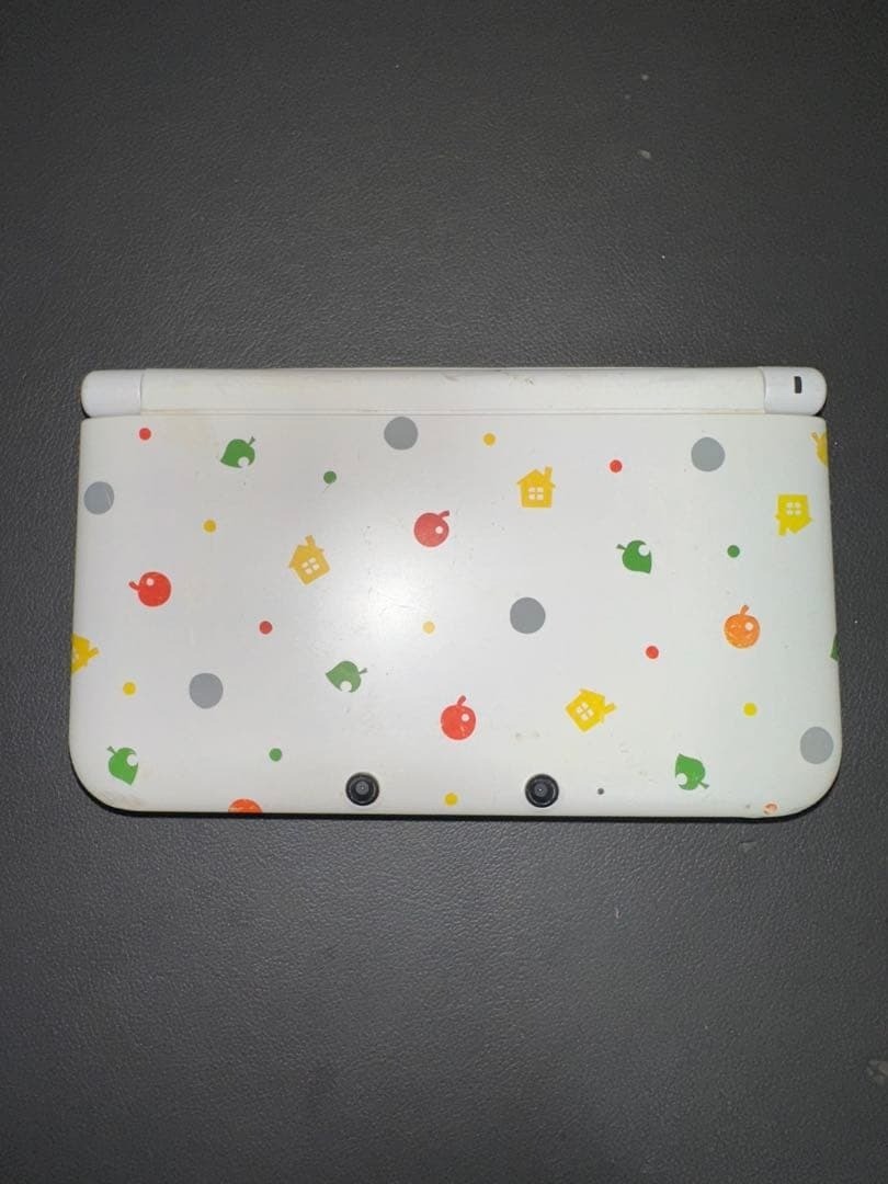 Nintendo 3DS LL Animal Crossing: New Leaf Pack Model White Console with Charger