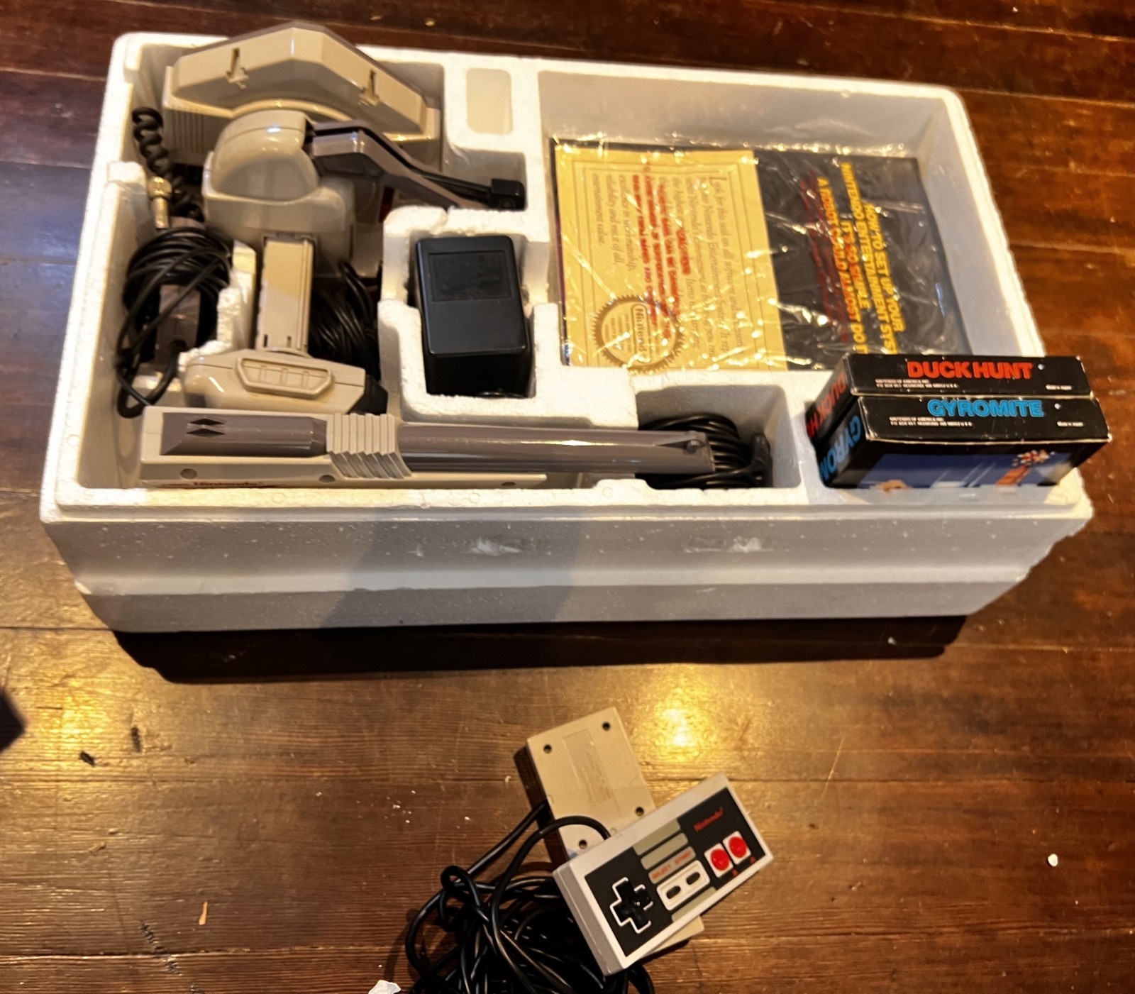 🎮In Box Nintendo NES DELUXE Set Console ROB Robot Duck Hunt Zapper 80’s⭐