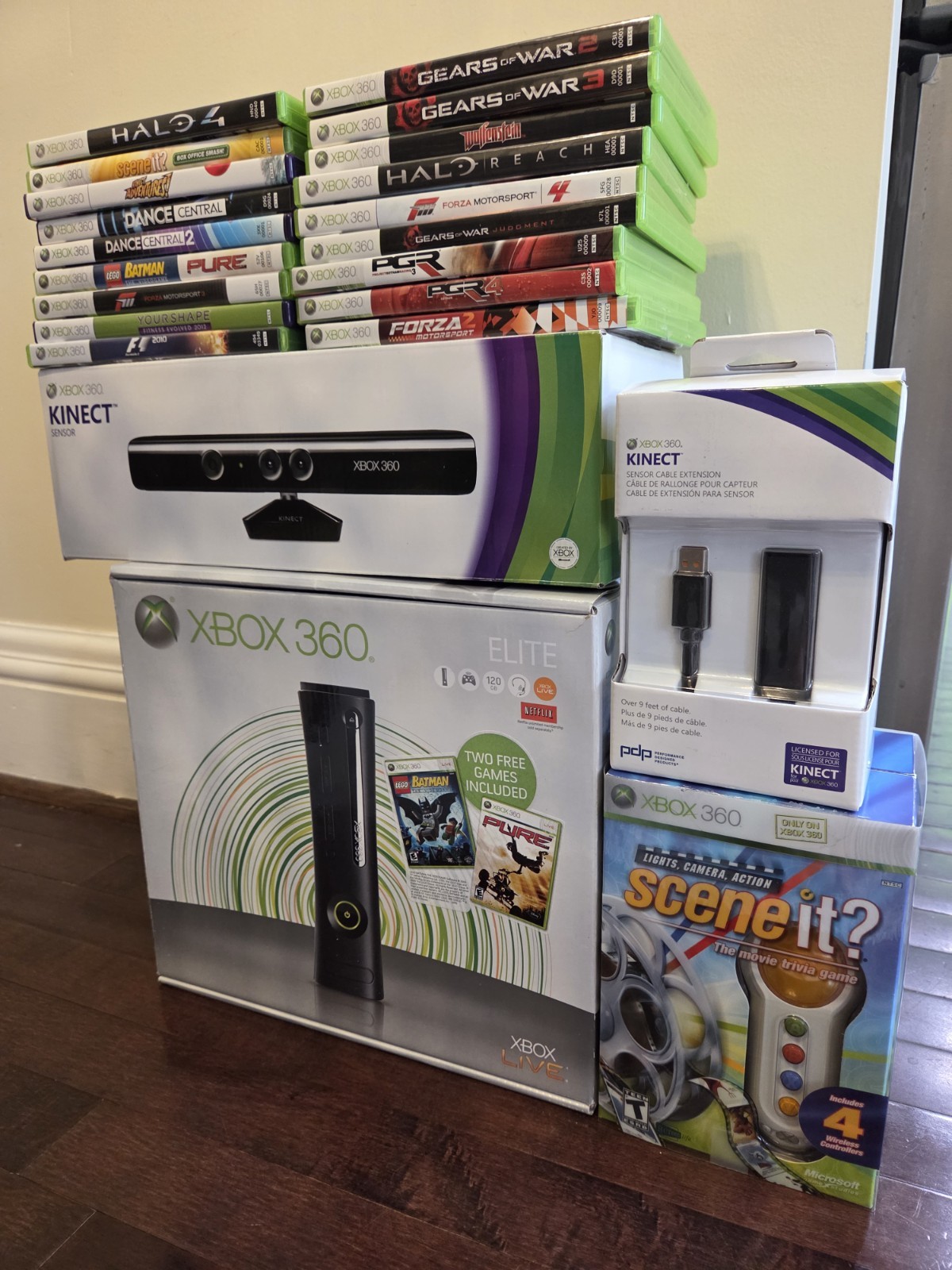 Xbox 360 Elite 120GB Console Bundle Excellent Condition With 18 Games, KINECT.