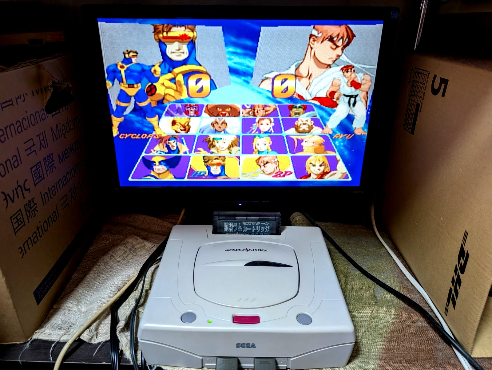 Sega Saturn White Console 4MB RAM MARVEL Super Heroes VS Street Fighter Japan