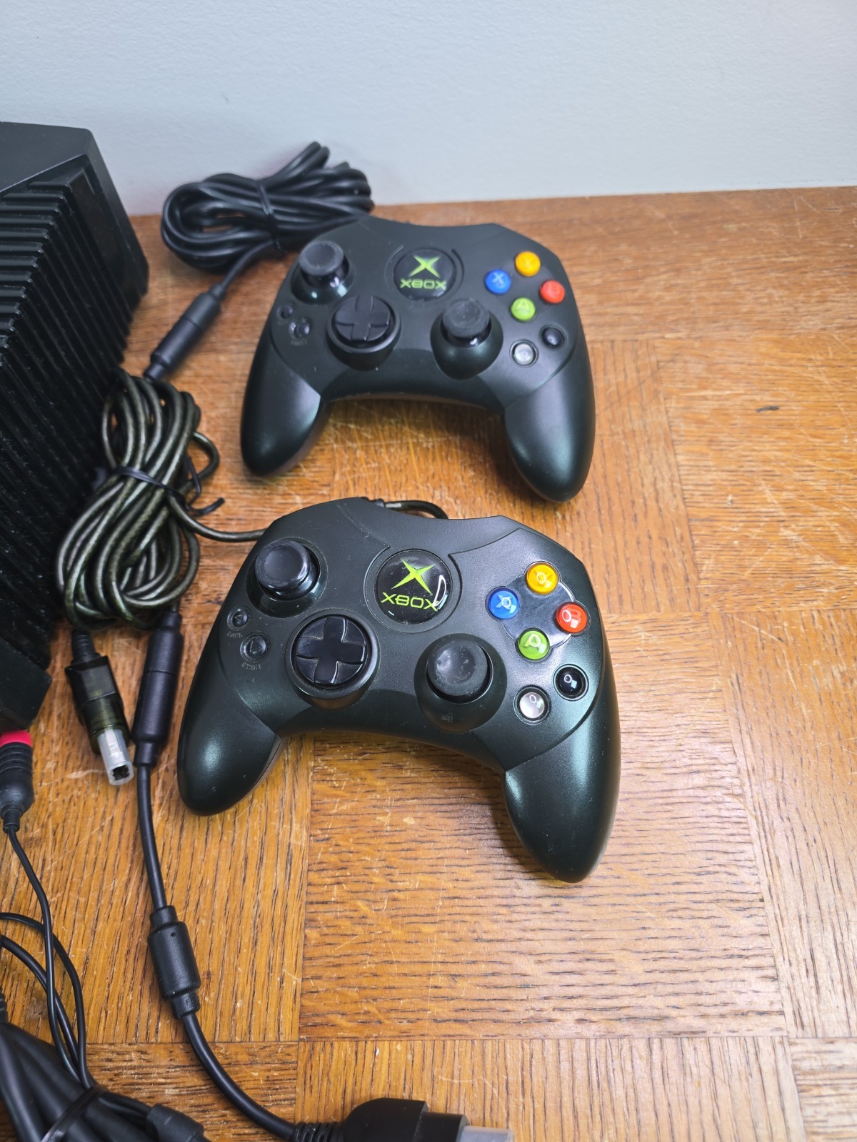 Original Xbox Console Bundle w/ 4 OEM Controllers & Cables & Halo 1&2 – Tested