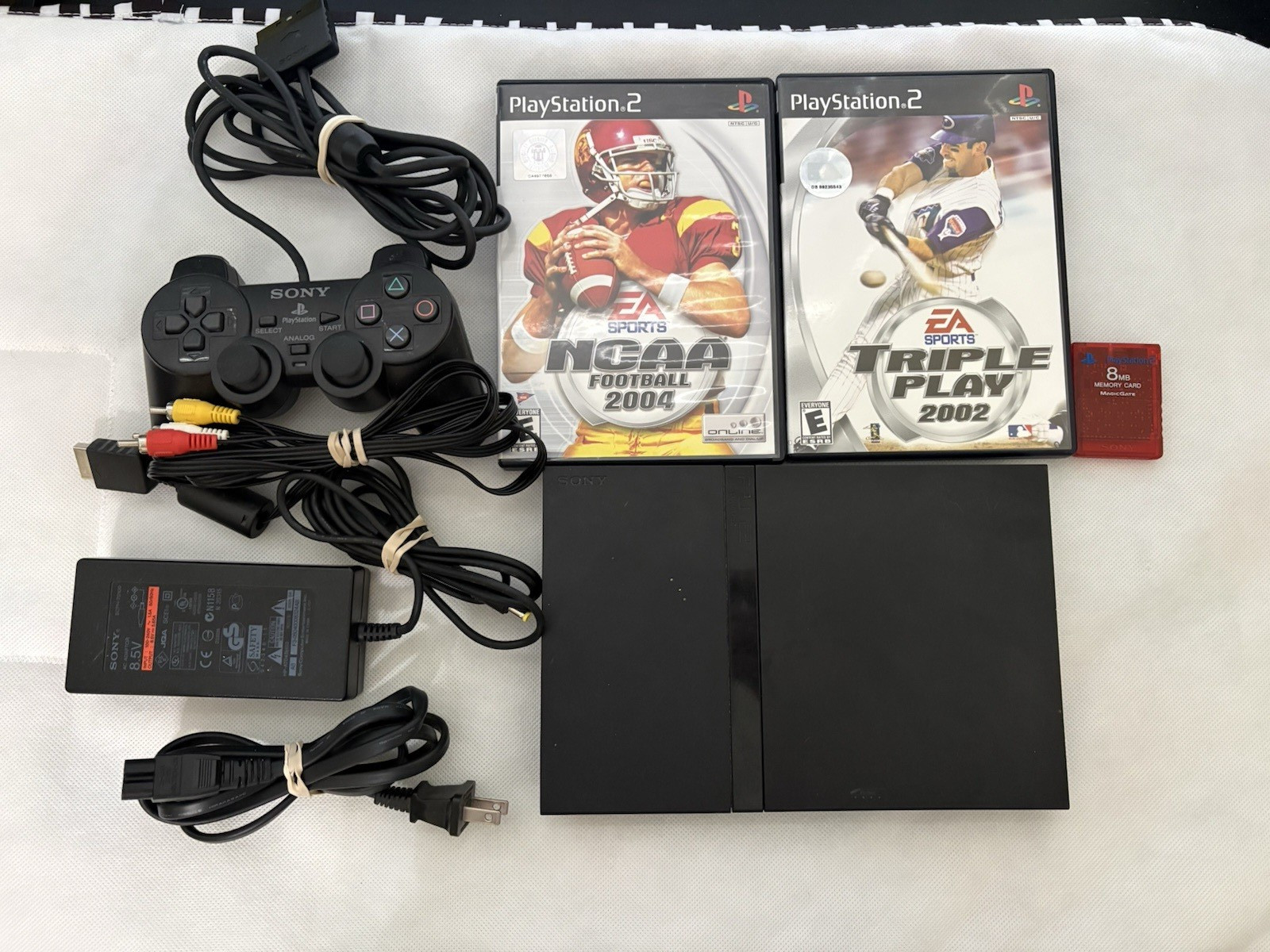 Sony PlayStation 2 Slim SCPH-70012 Black Bundle: Controller, Cables, 8MB