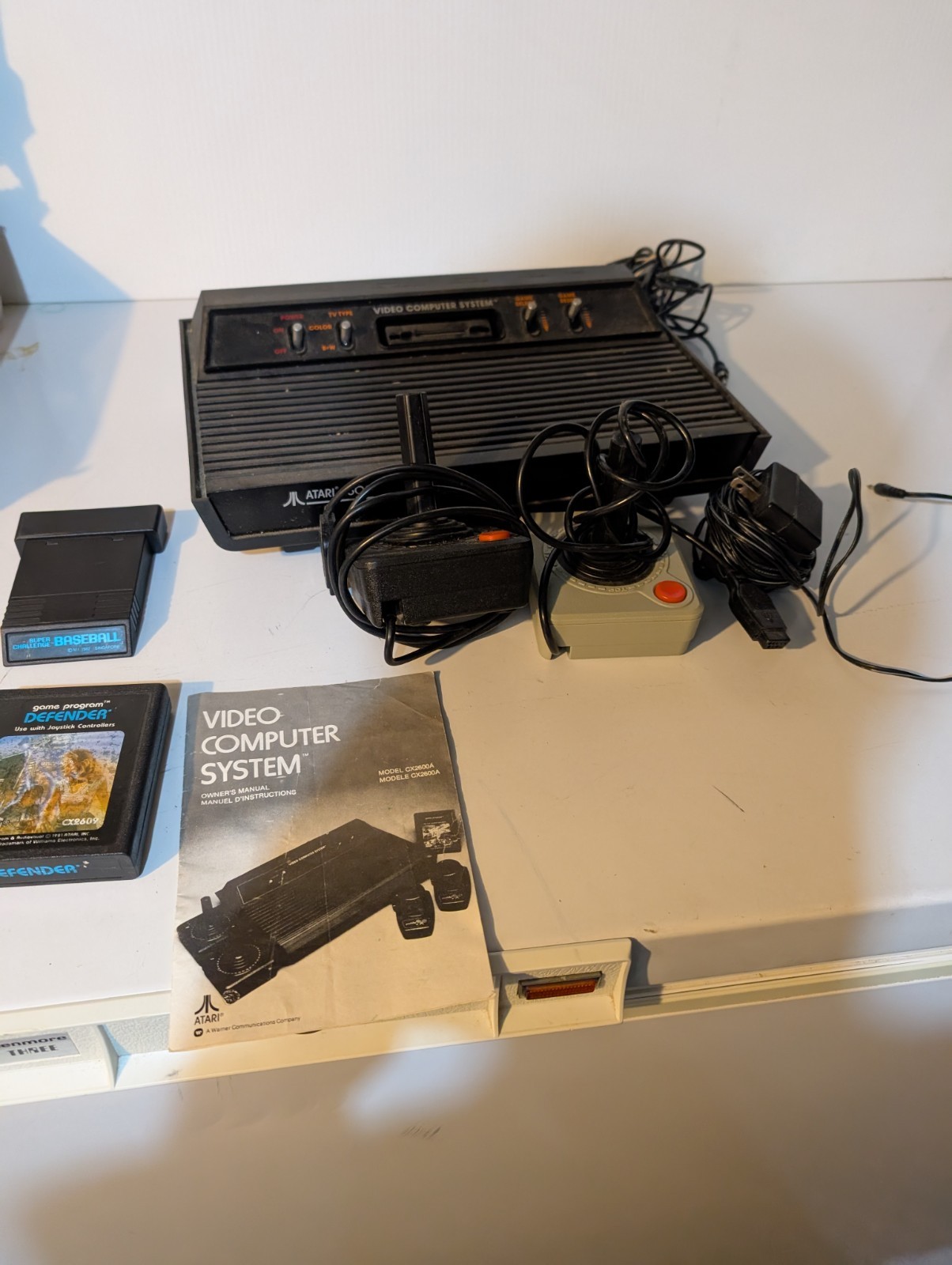 Atari 2600 Game Console, 2 Games, 2 Joystick, Manual