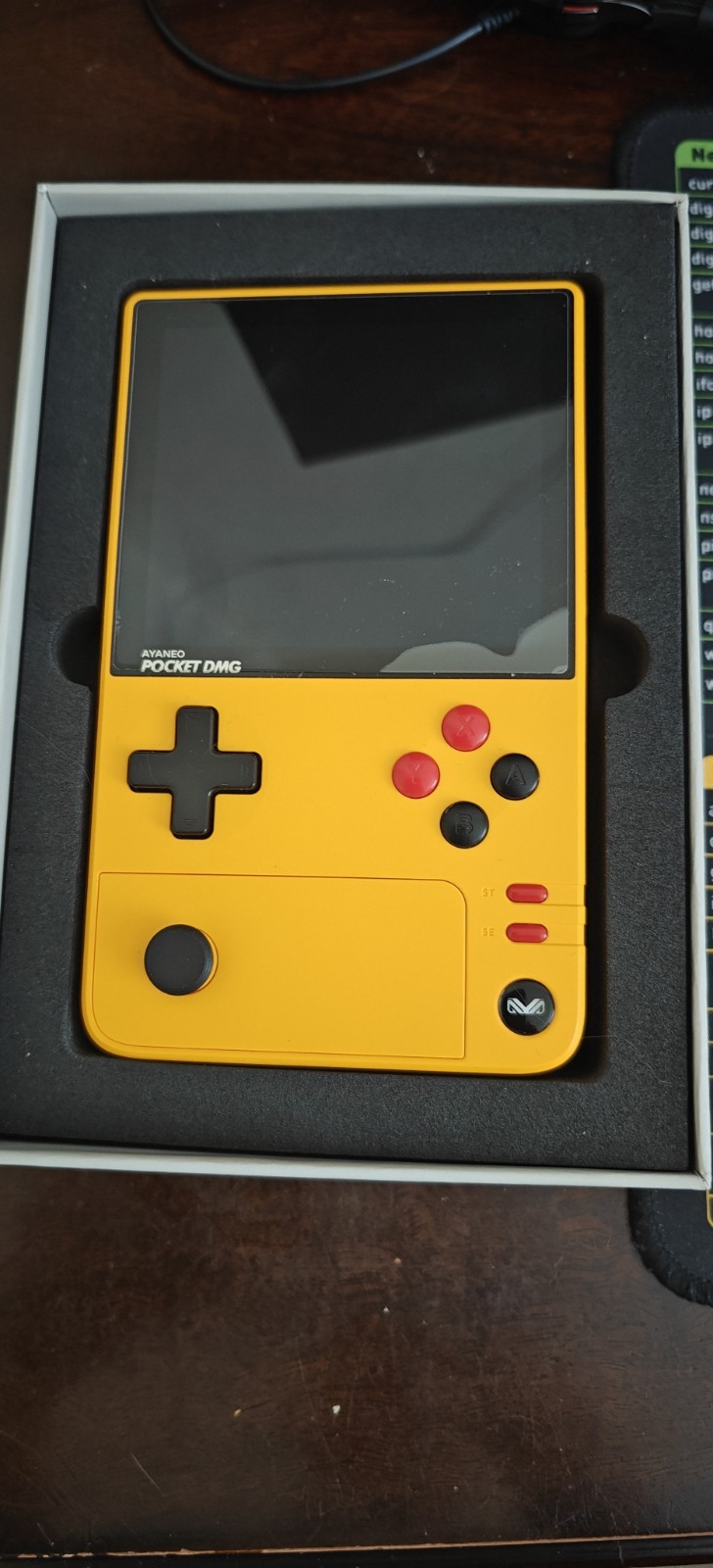 Ayaneo Pocket DMG – Limited Edition Yellow – 12/256gb