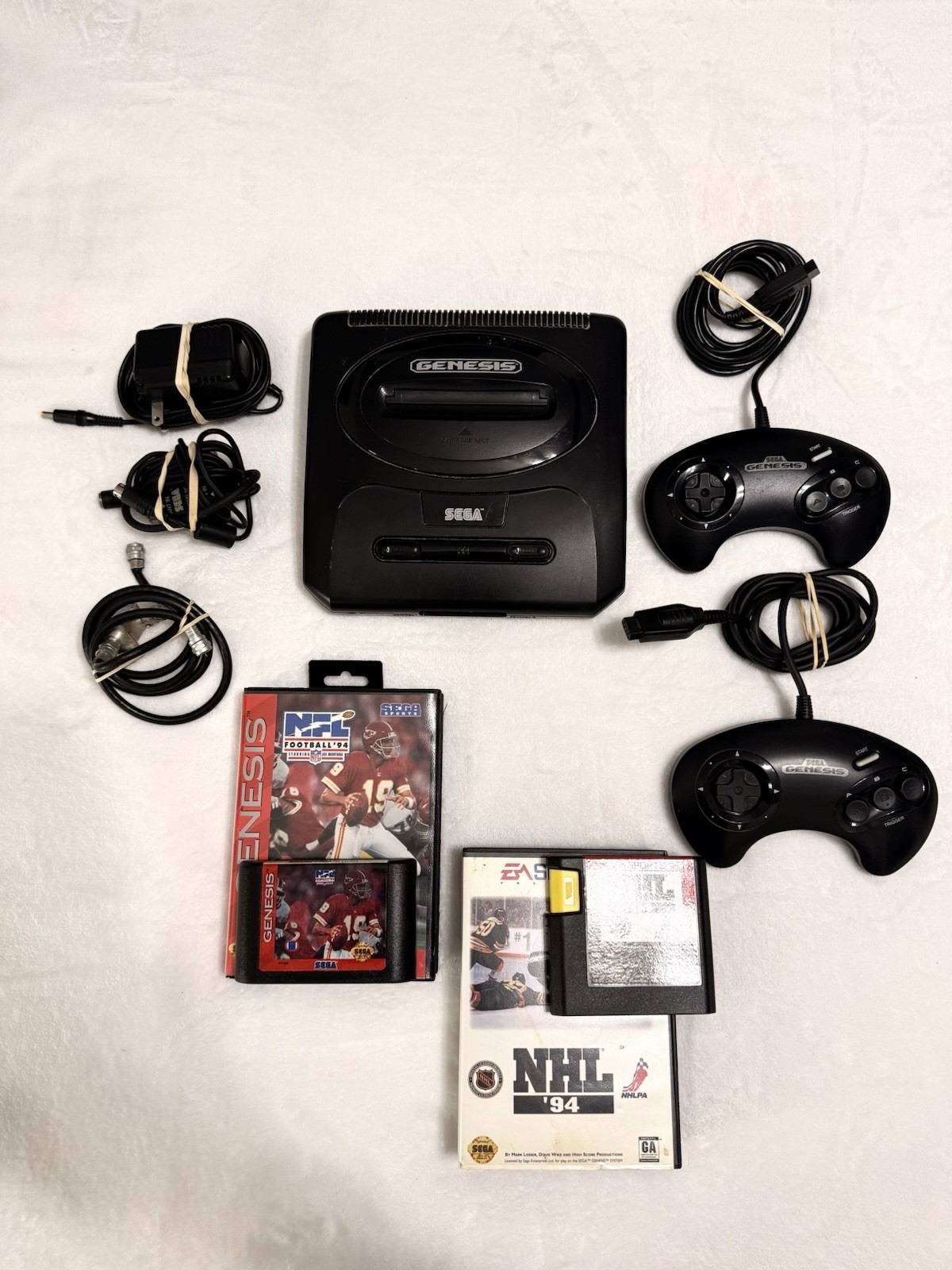Sega Genesis Model 2 Console Bundle w/ 2 Controllers + Games Tested Working
