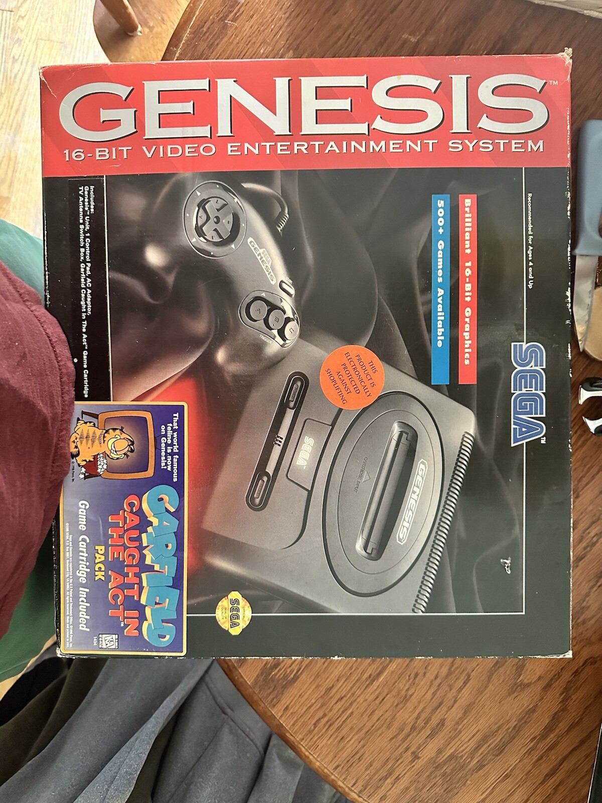 SEGA Genesis – Black With 2 Controller And 6 Games