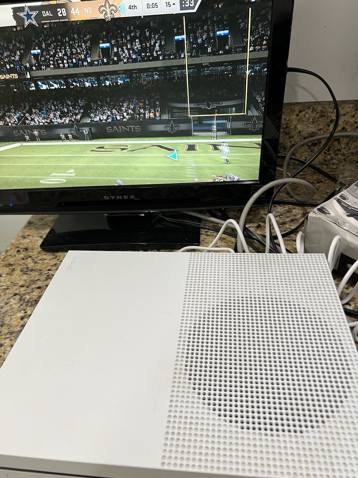 Microsoft Xbox One S 800GB Console Only White 1681 WORKING