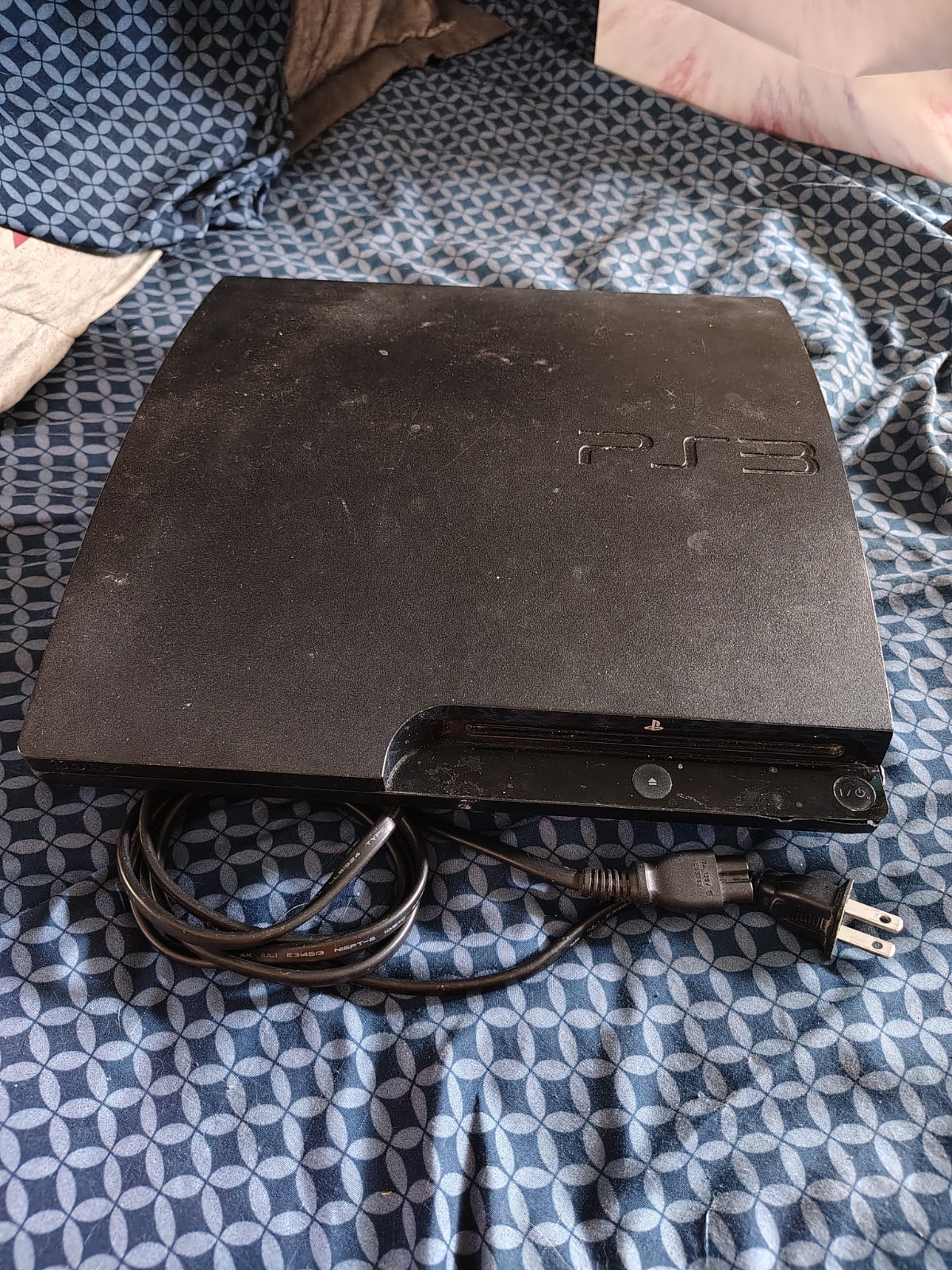 Sony PlayStation 3 Slim 150GB CECH-3001A Console And Cord Only Working Used