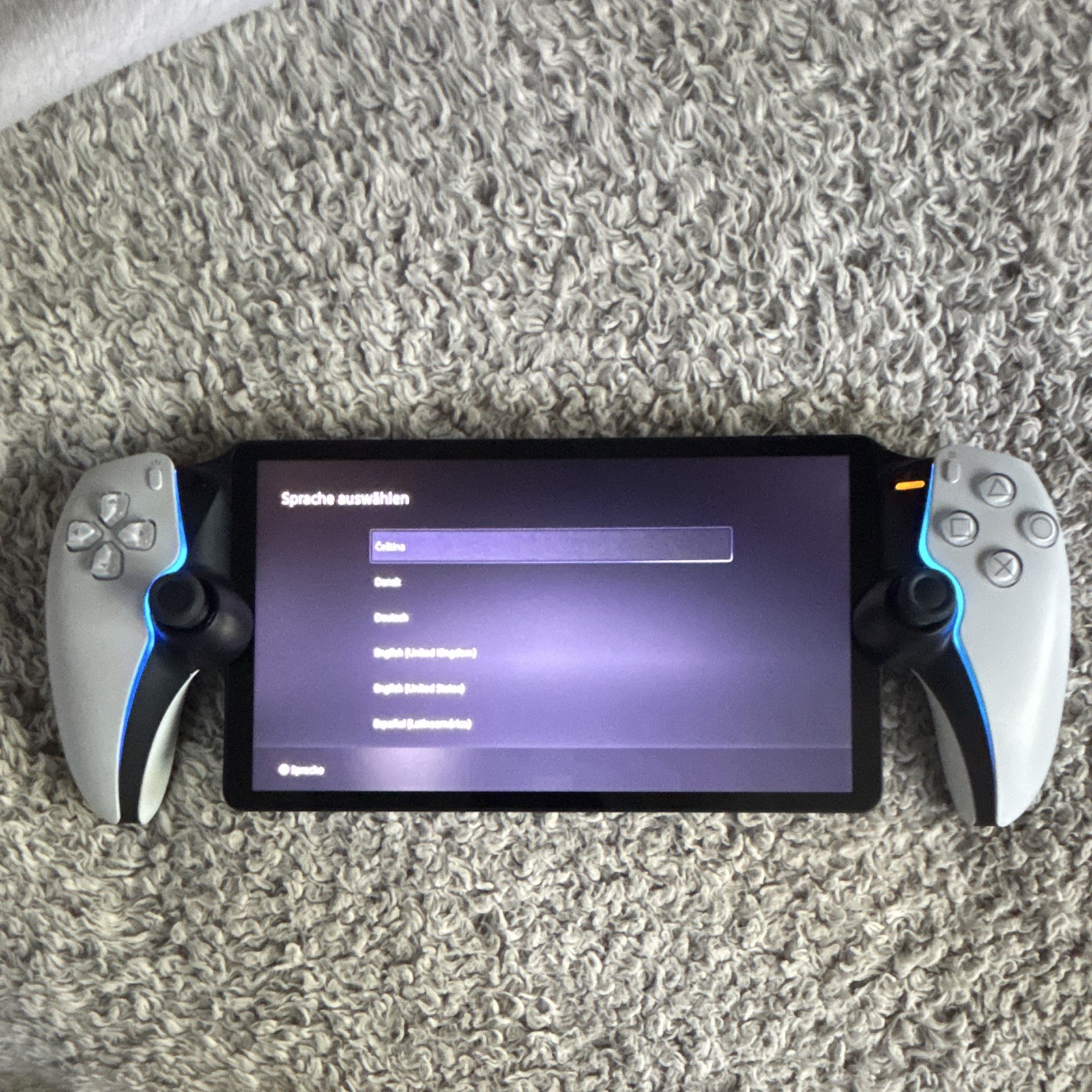 Sony PlayStation Portal PS5 Remote Player Handheld White 1080p Wi‑Fi, no box