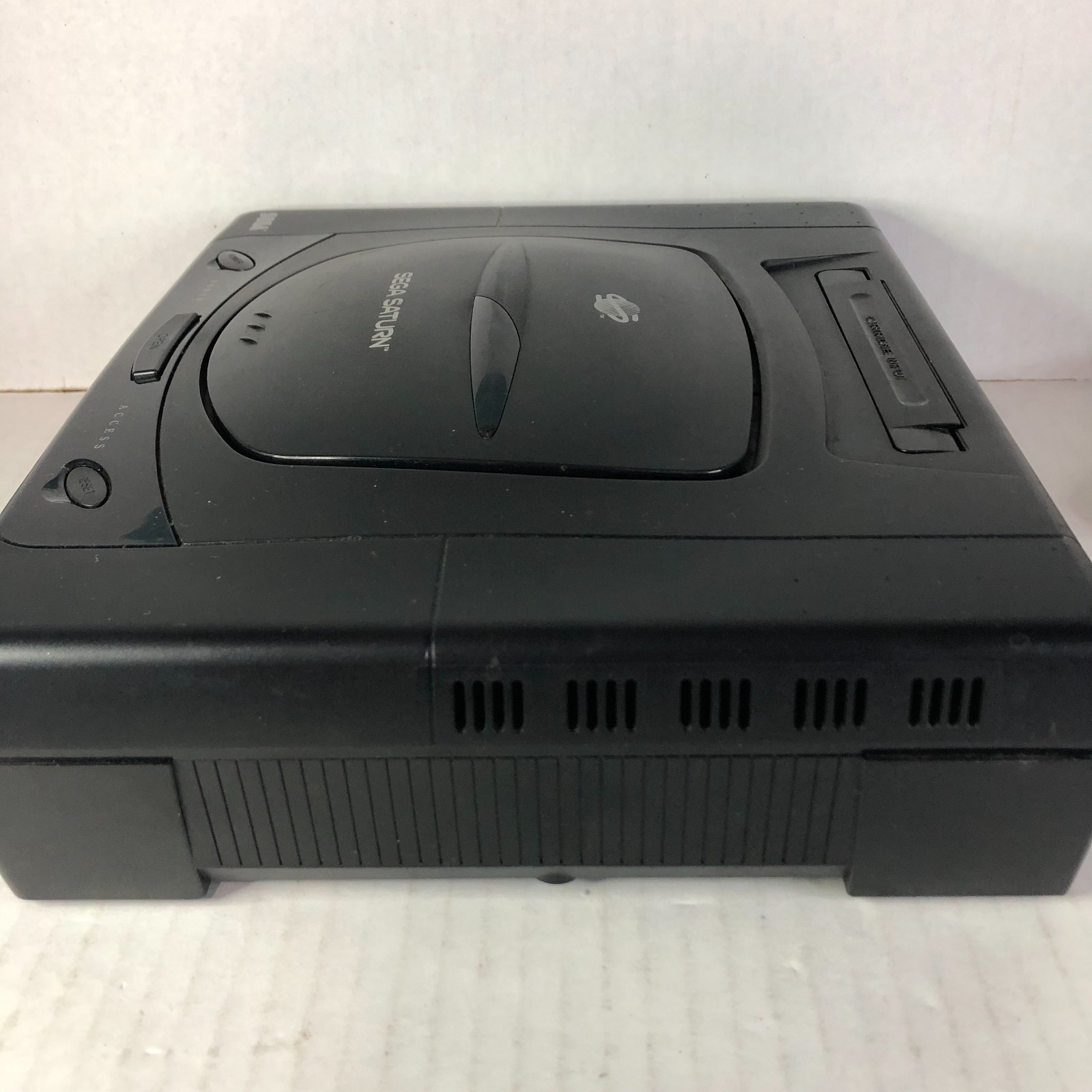 Sega Saturn MK-80000 Console, Control, Game FOR PARTS OR REPAIR Reads Some Disc