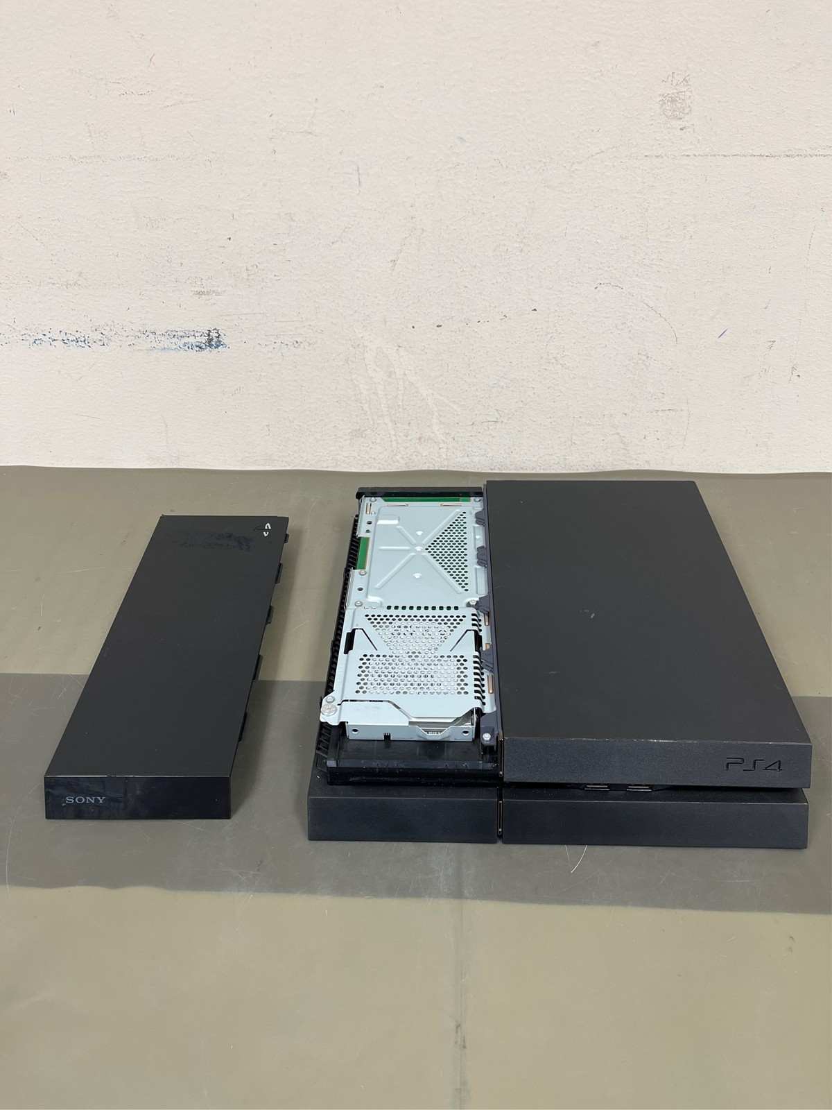 Sony PlayStation 4 PS4 500GB Original Matte Black CUH-1215A System