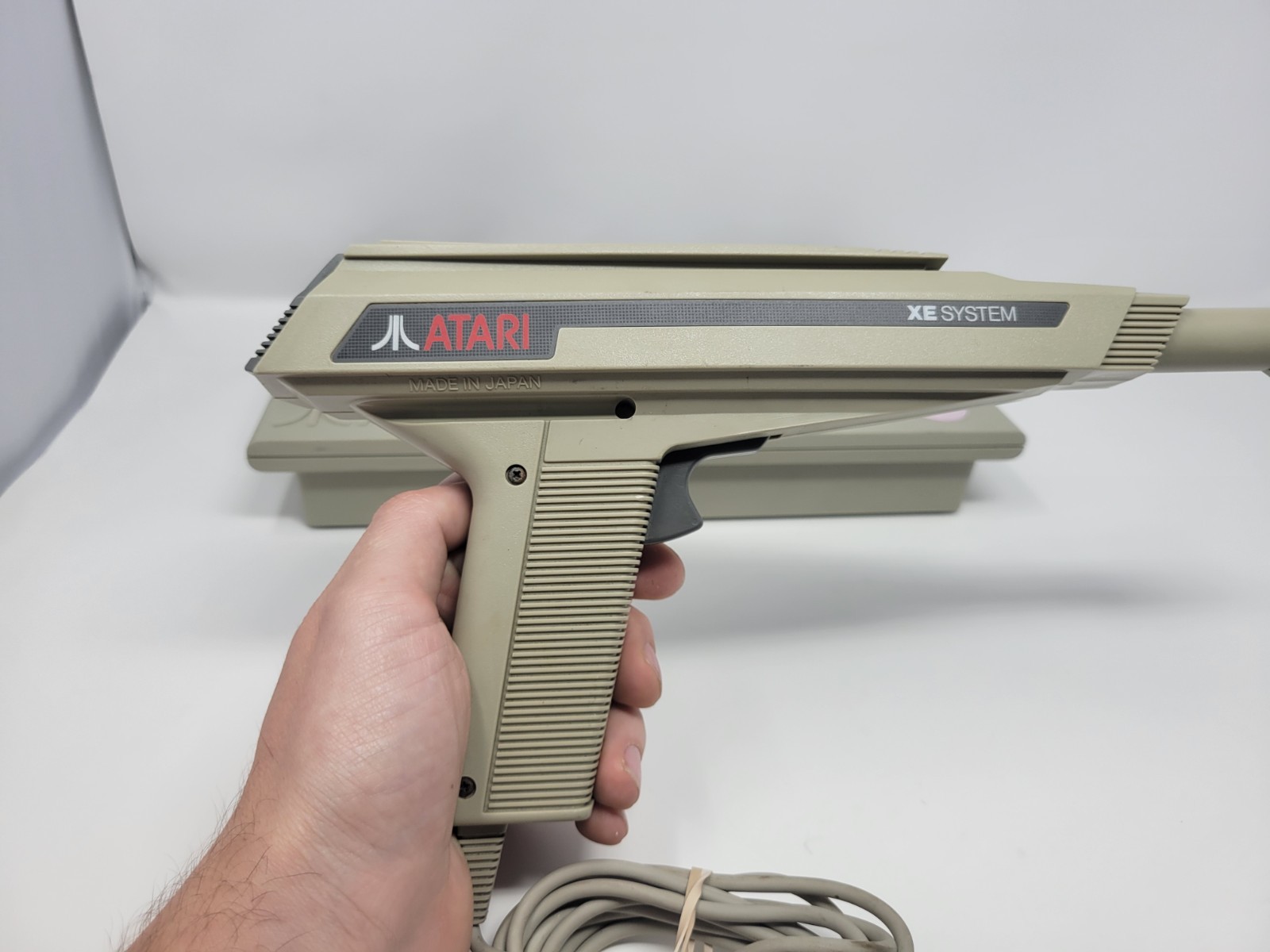Atari XE System Console + Light Phaser + 2 Games + Manuals Untested Free US Ship