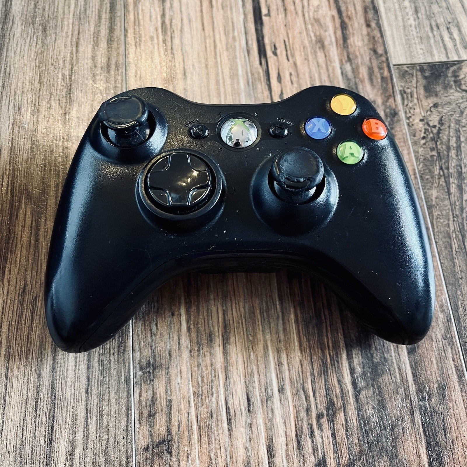 Microsoft Xbox 360 E Console Bundle w/ 320GB Hard Drive, Controller, Power Cable
