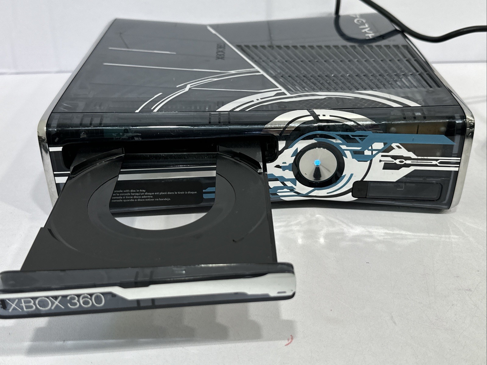 320GB Halo 4 Limited Edition Xbox 360 Console 2 Controller WORKING