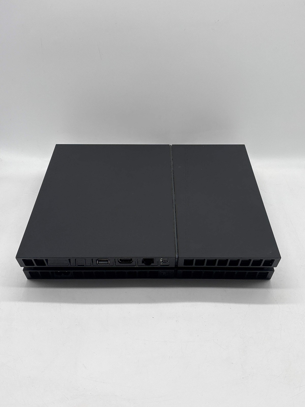 Sony PlayStation 4 (CUH-1215A) 500GB Console W Power/HDMI Cables – Used
