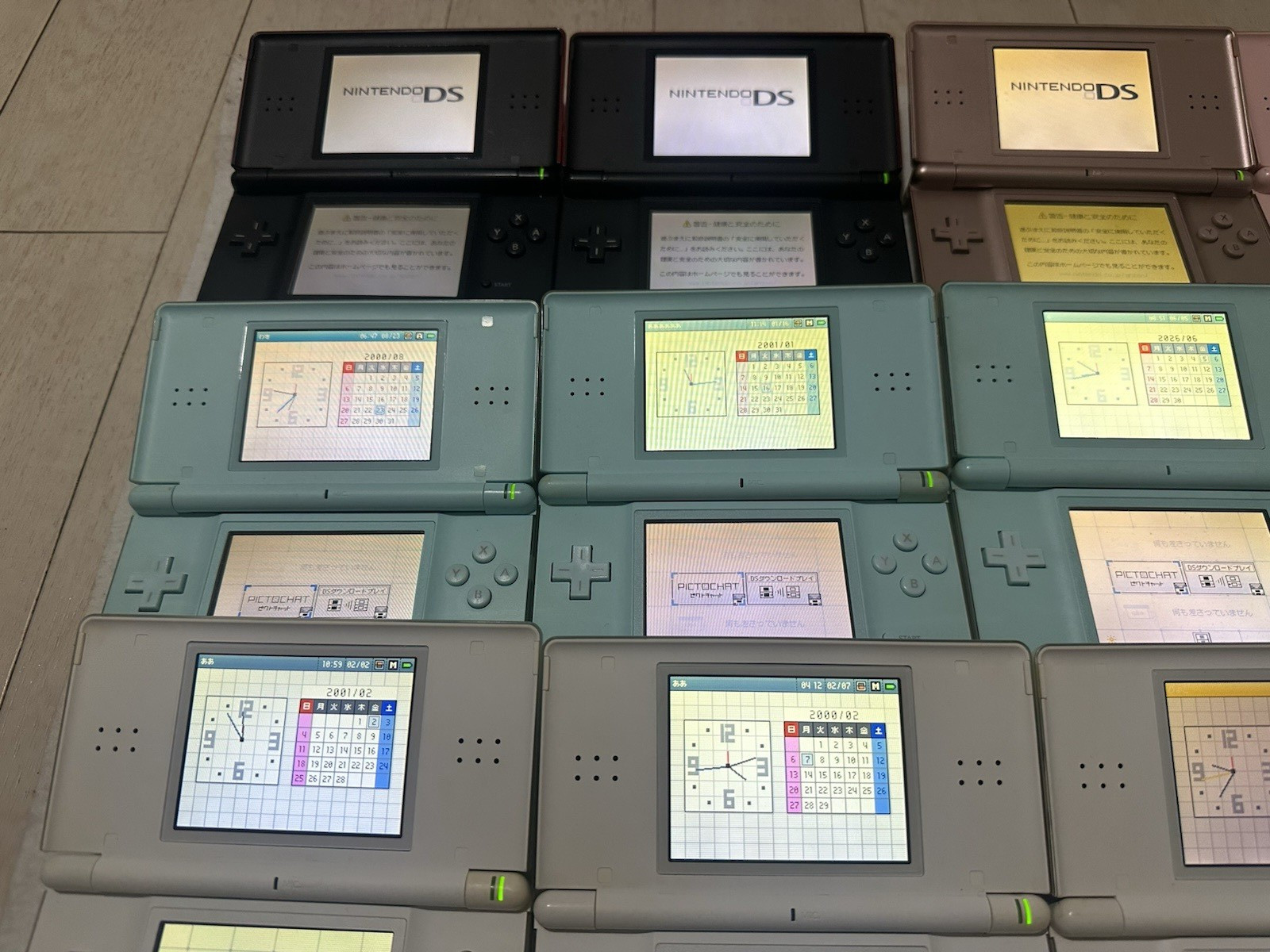 【Screen Yellowed】Lot 17 of Nintendo DS Lite random color Console Japan Working