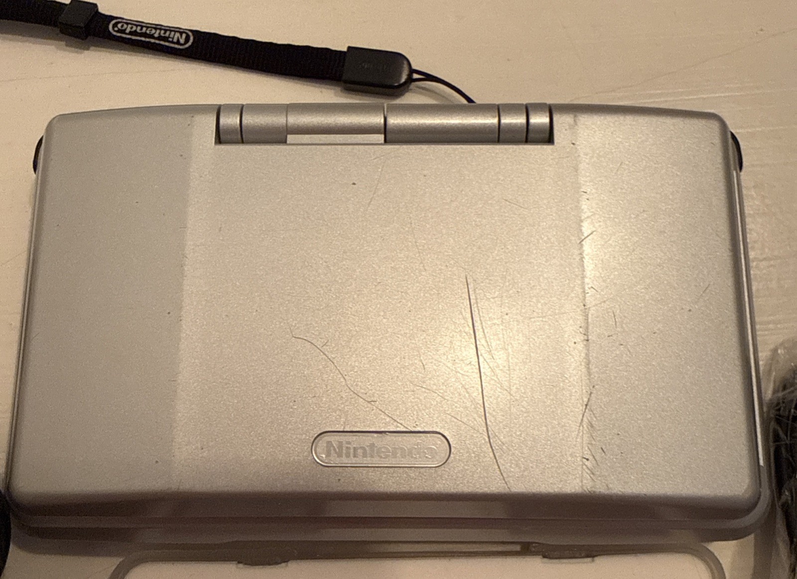 Nintendo DS Silver Bundle with Yoshi Touch And Go, Metroid Prime Hunter -Tested