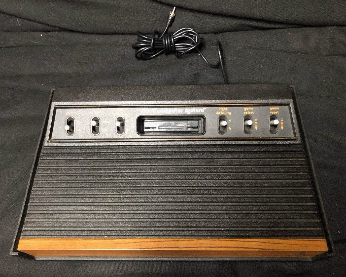 Vtg Atari 2600 Video Computer System Model CX-2600 Console FOR PARTS UNTESTED