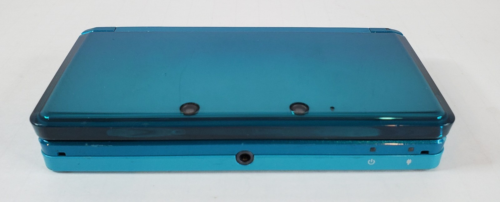 Nintendo 3DS Handheld System – Aqua Blue USA MODEL – No Stylus