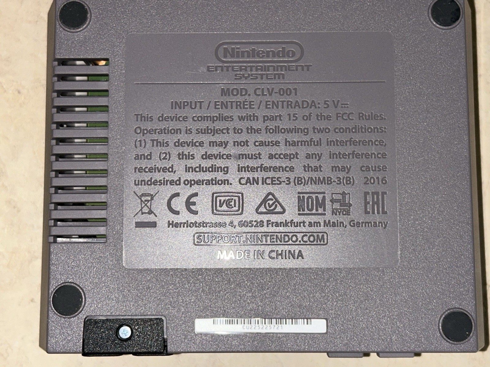 Nintendo Entertainment System NES Classic Edition Model CLV-001 Mini Console OEM
