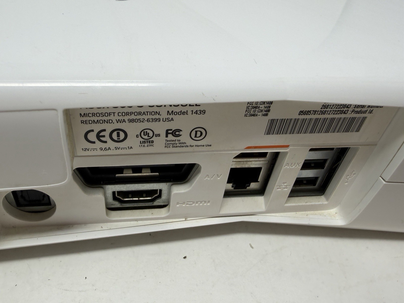 Xbox 360 Slim 250GB White Console With Controller HDMI and Power Cord Working