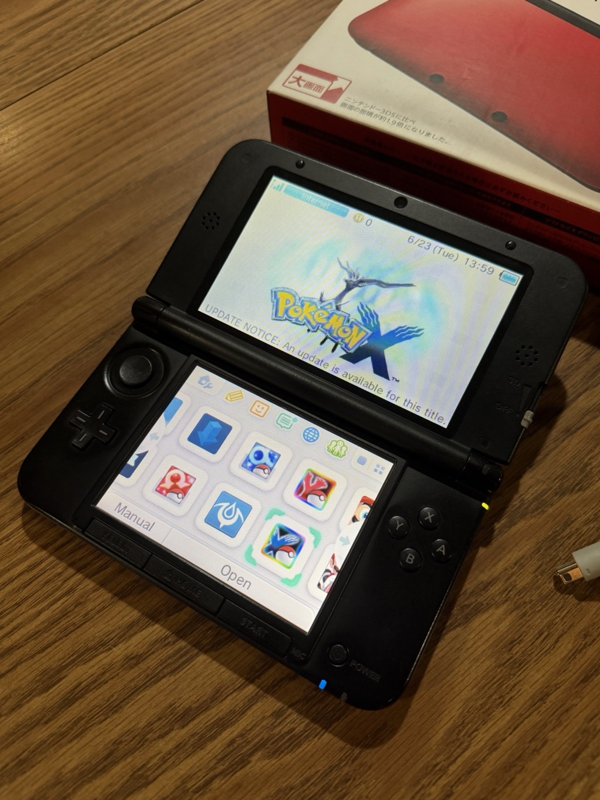 3DS LL Red Black Console in Box Nintendo English, Region Free, 32GB, Games *3D*