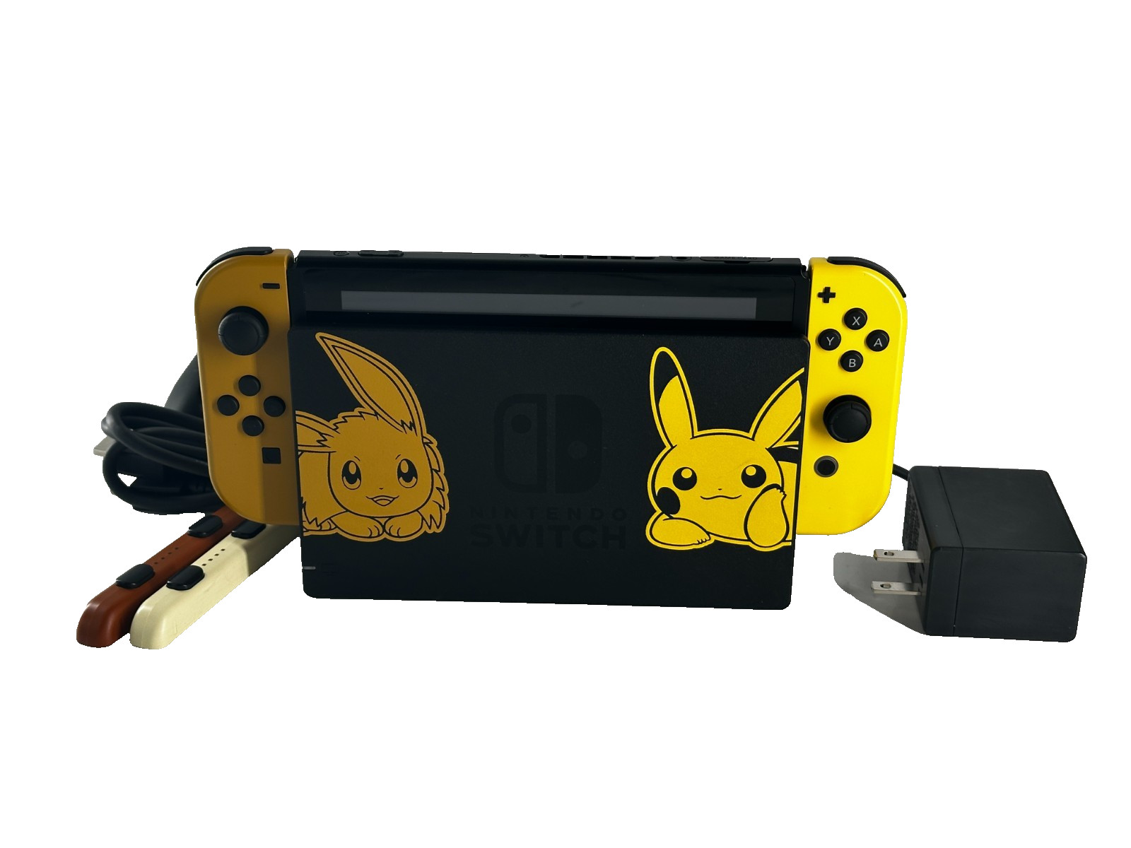 Nintendo Switch Pokémon Let’s Go, Eevee! Edition with dock station