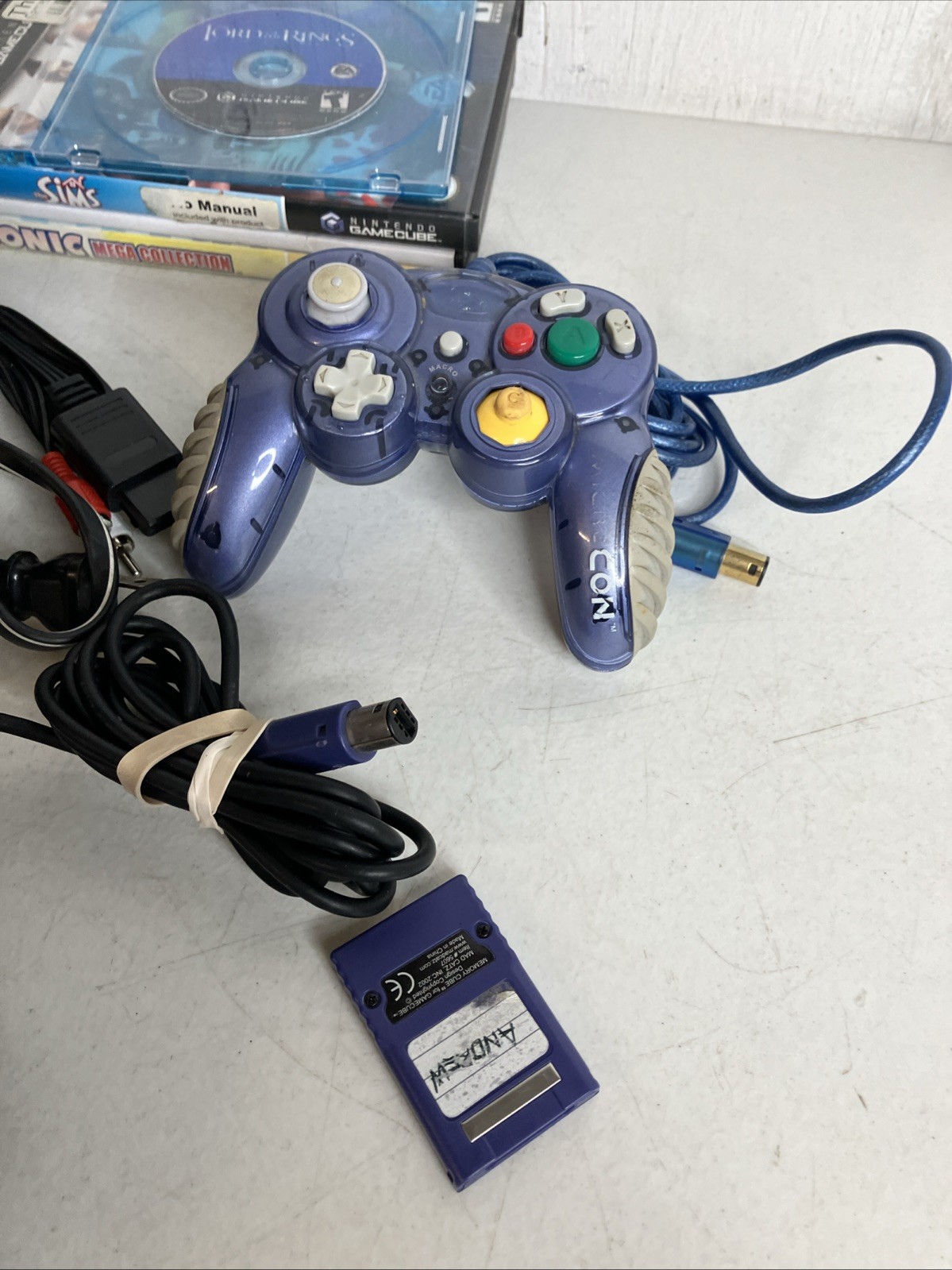 Indigo Nintendo GameCube Console Bundle Lot 4 Games, 2 Controllers Sega Sonic