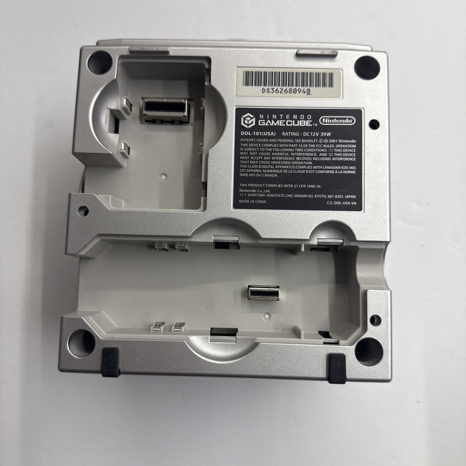 Defective – Nintendo GameCube Platinum Console – Silver Doesn’t Read Disc #7