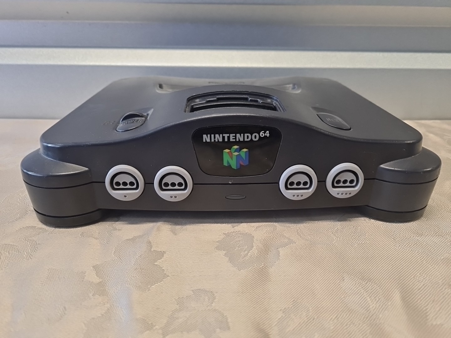 Nintendo 64 Bundle With Jumper Game HDMI