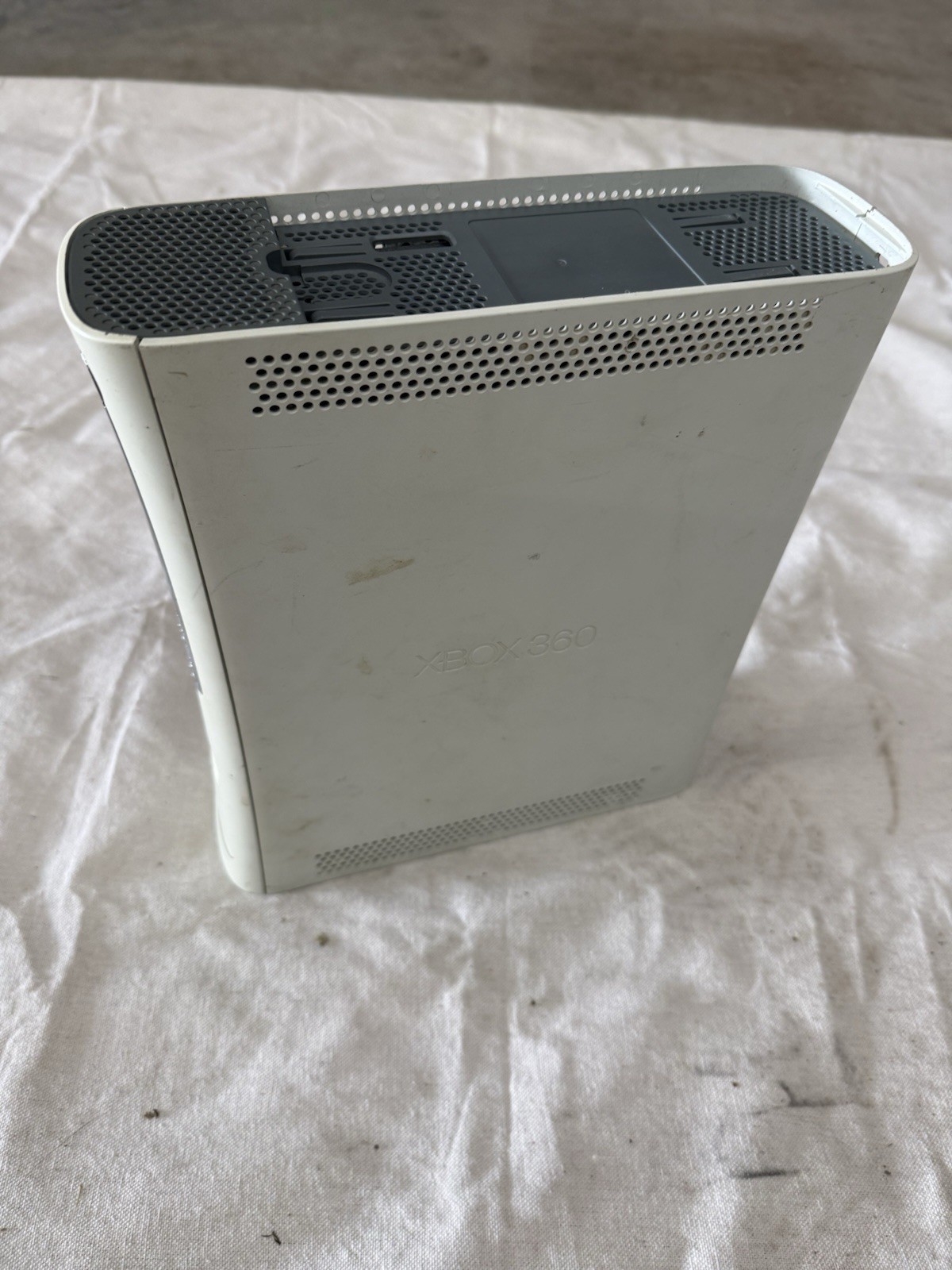 Microsoft Xbox 360 White Console Only No Power Supply Parts Only