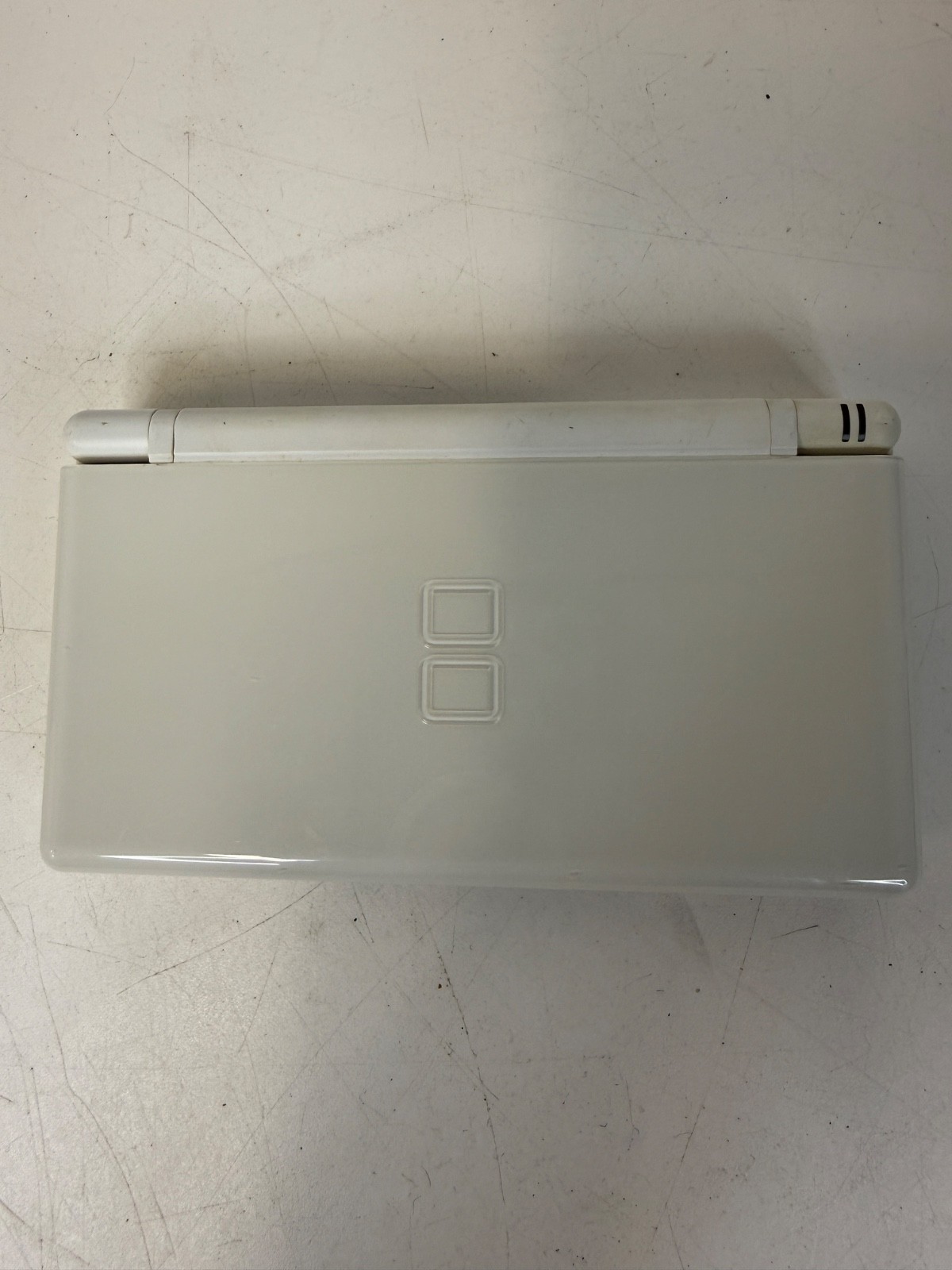 Nintendo DS Lite (USG-001) Handheld for Parts/Repair – White No Power
